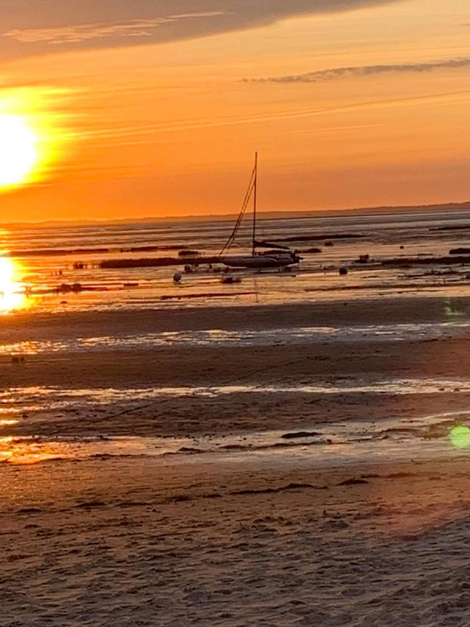 Property building in Hôtel la petite auberge