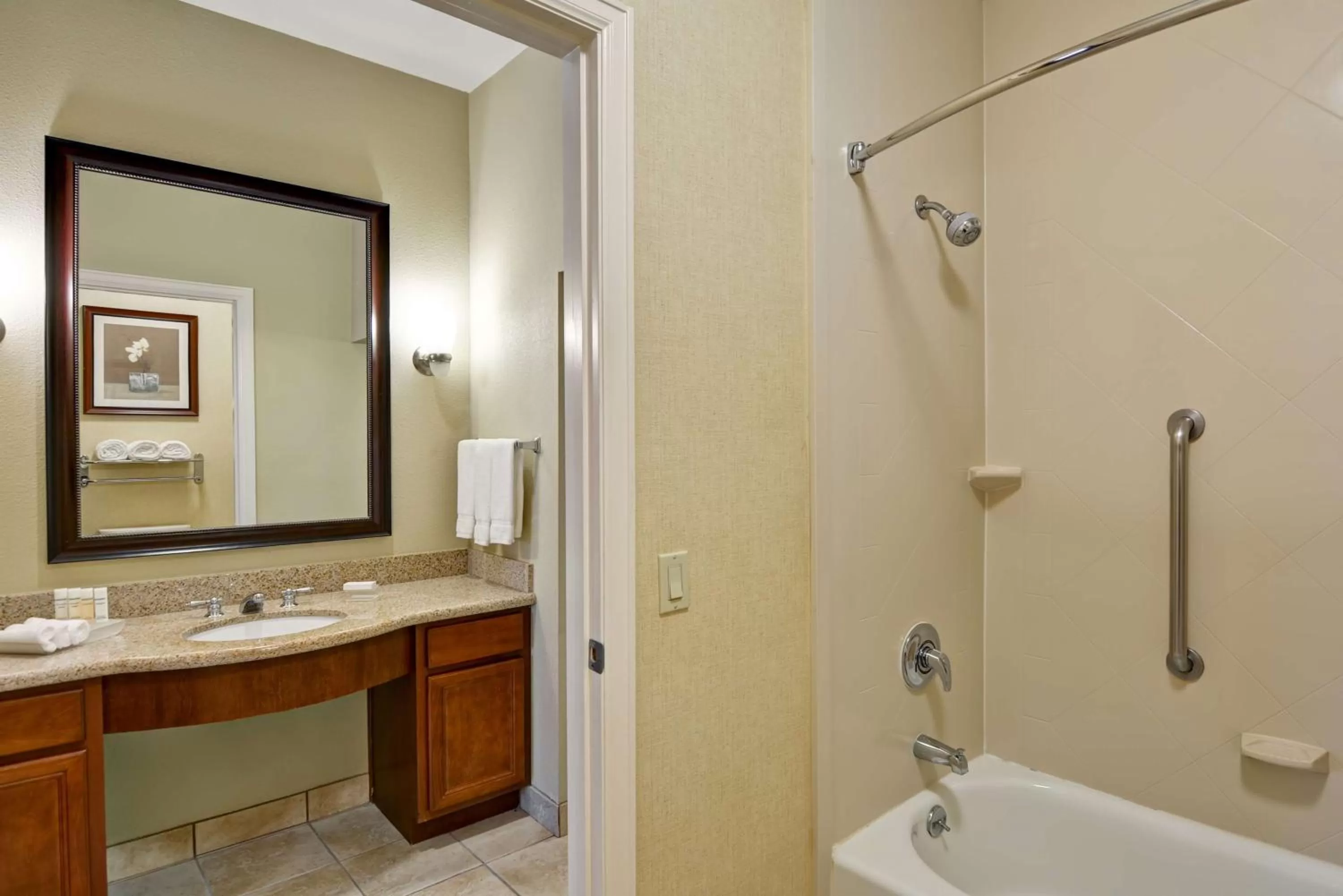 Bathroom in Homewood Suites by Hilton Houston West-Energy Corridor