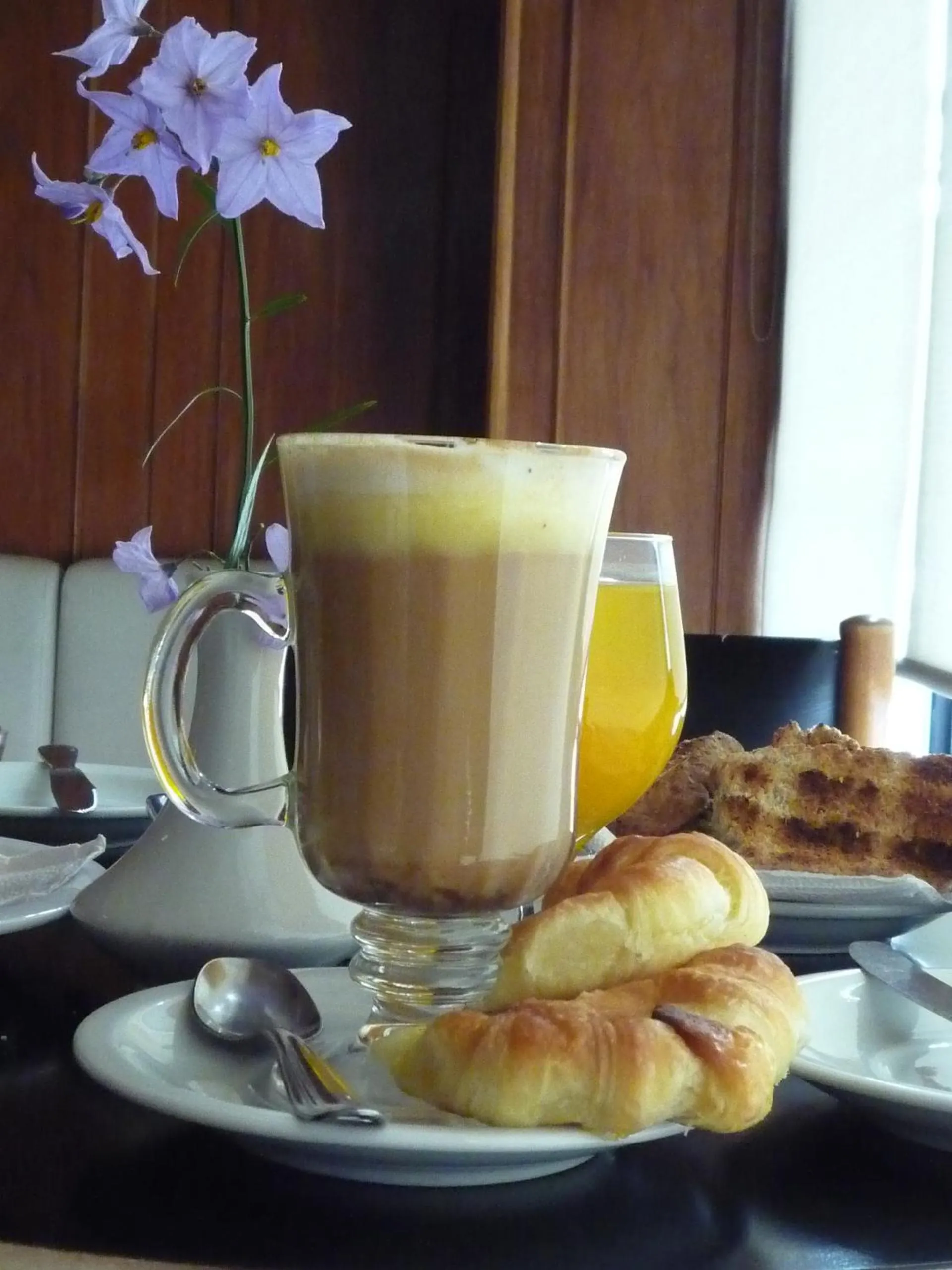 Lounge or bar in Hotel Rayentray Trelew