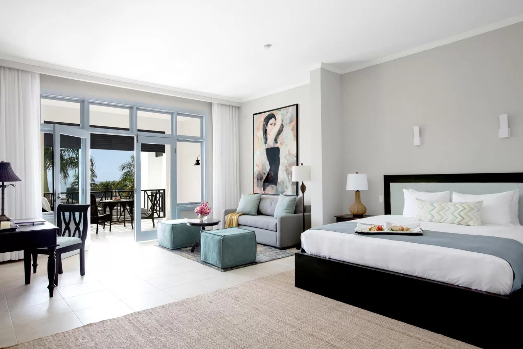 Bedroom, Bed in The Cliff Hotel