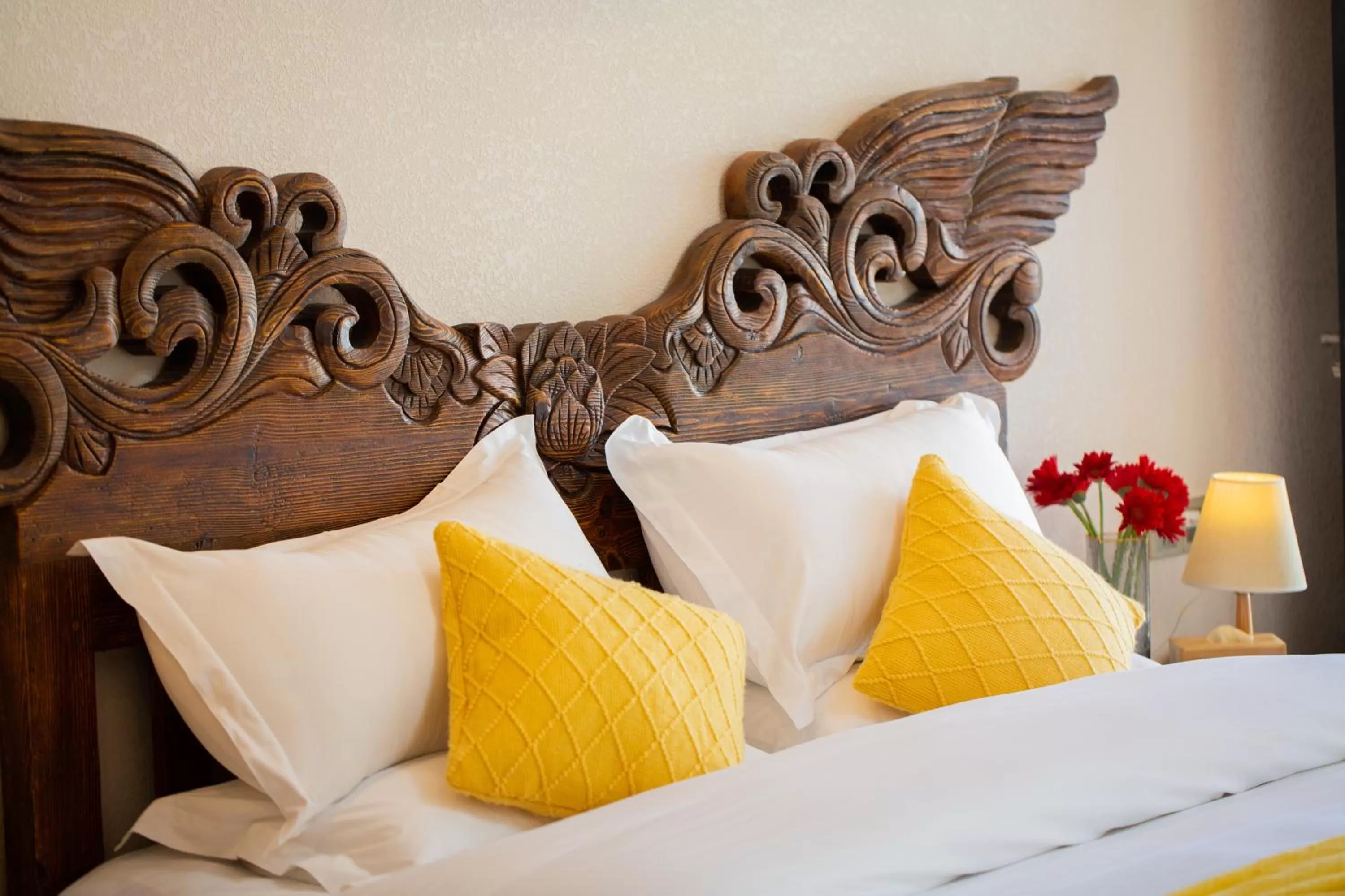 Bed in Lijiang Gemmer Hotel