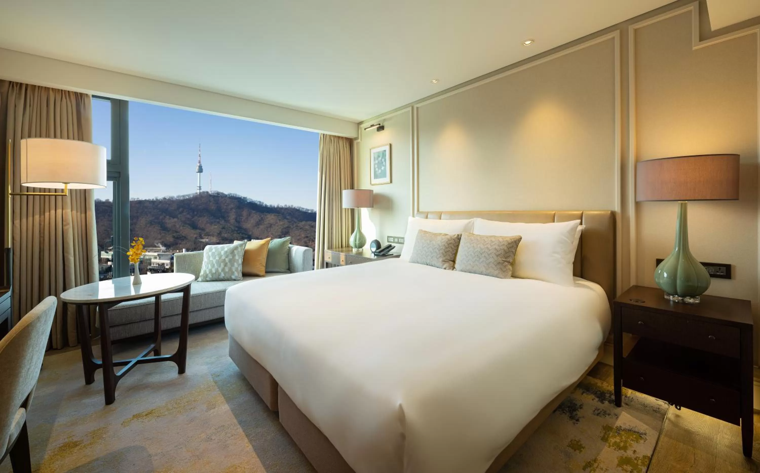 Photo of the whole room, Bed in The Ambassador Seoul - A Pullman Hotel