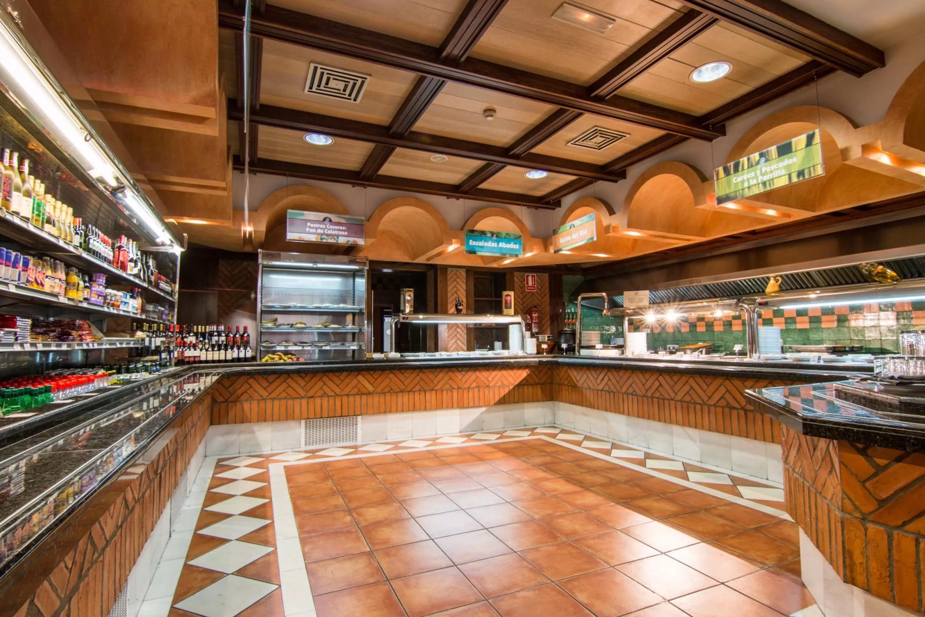 Restaurant/places to eat in Hotel Abades Guadix