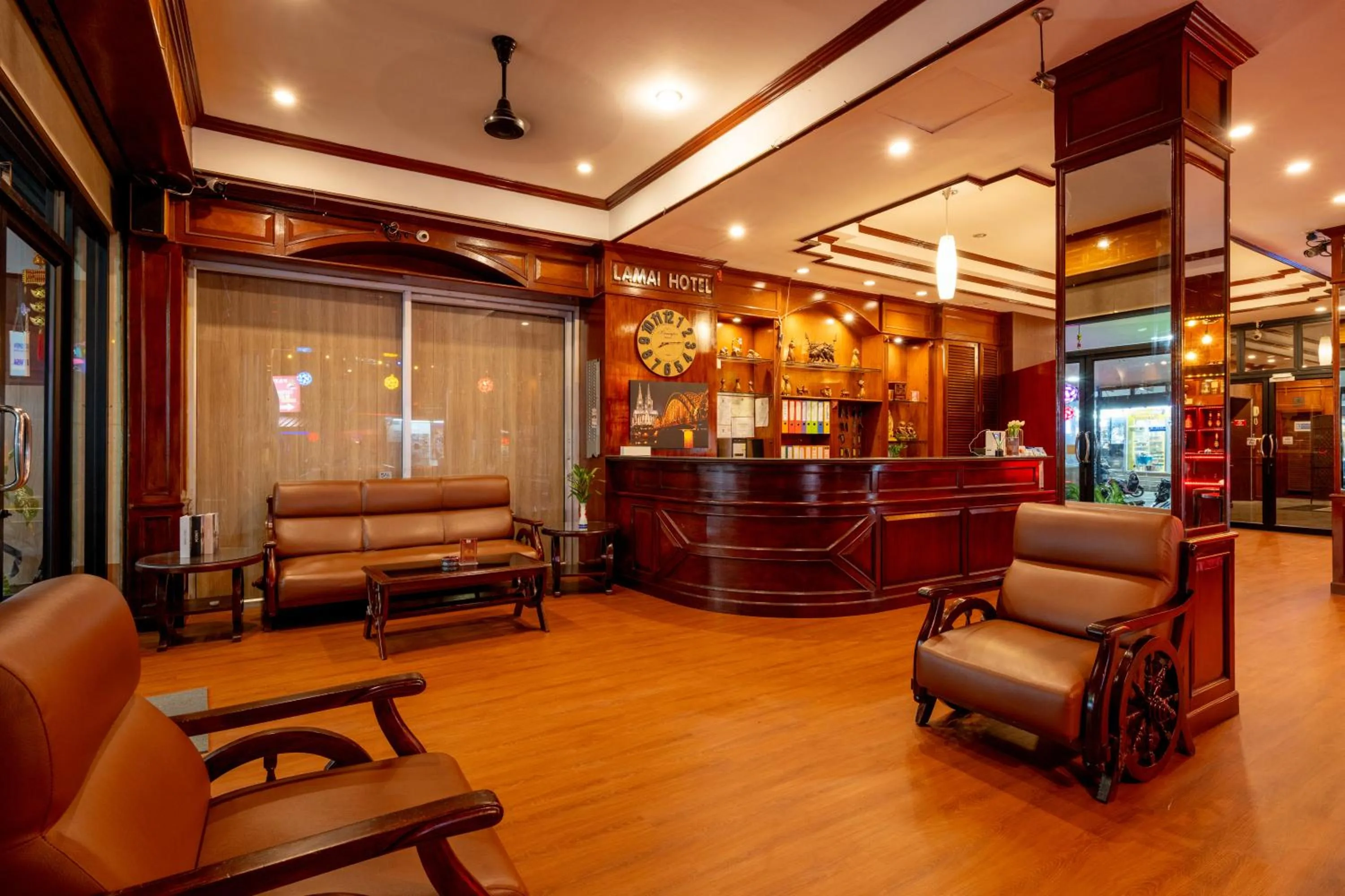 Lobby or reception in Lamai Hotel