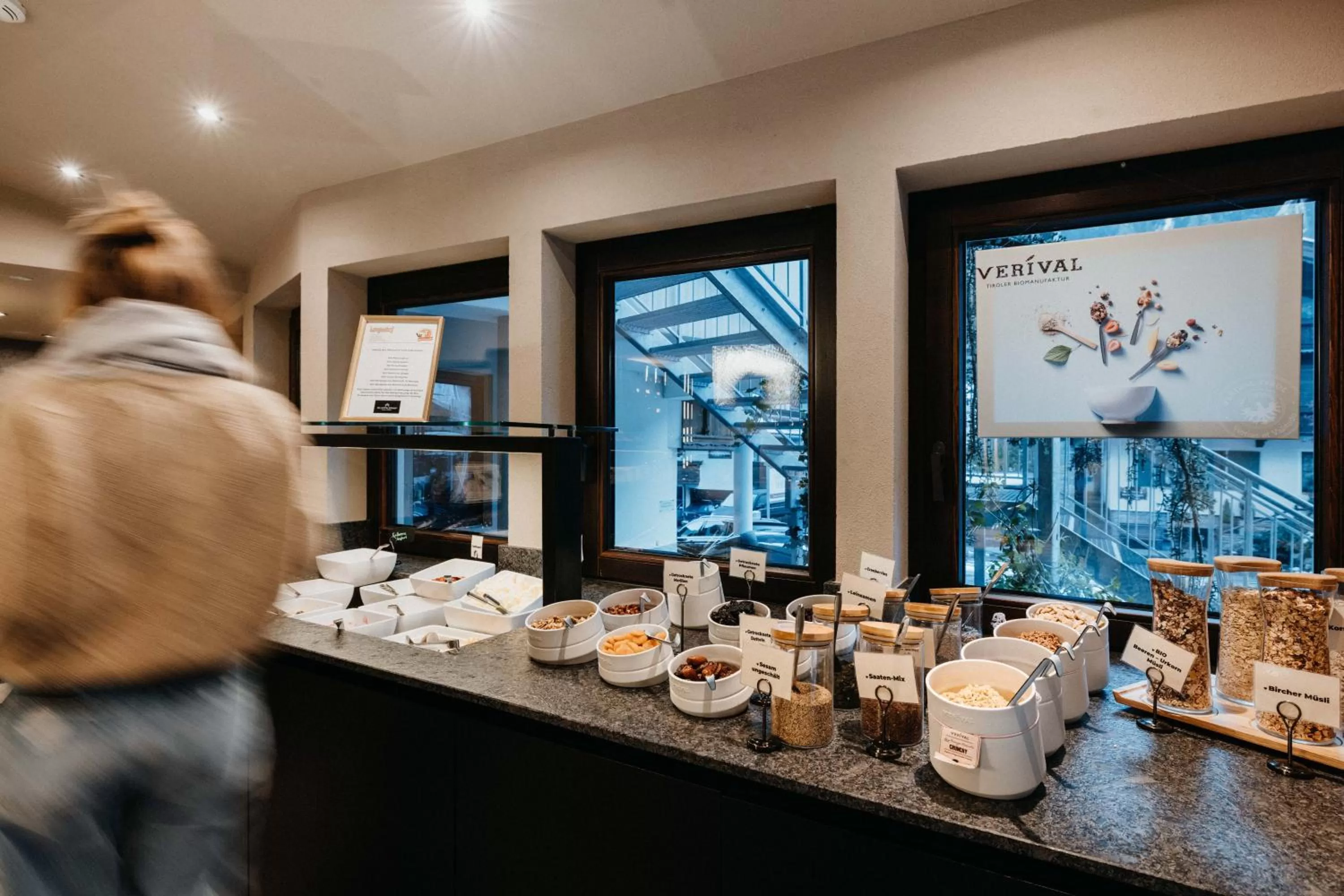 Breakfast in Alpine Hideaway ZILLERTALERHOF - 4 Sterne Superior