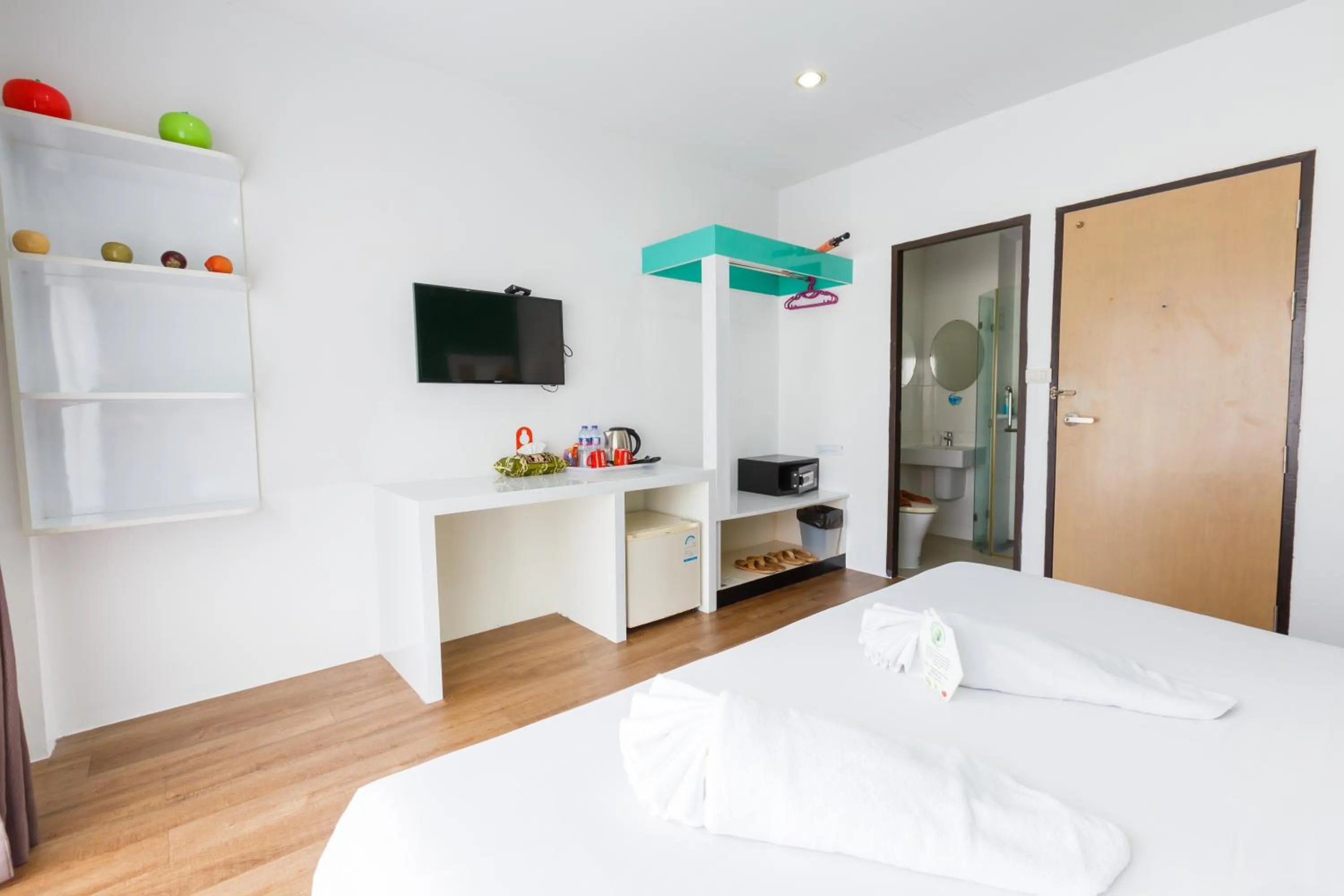 Bedroom, Bed in The Frutta Boutique