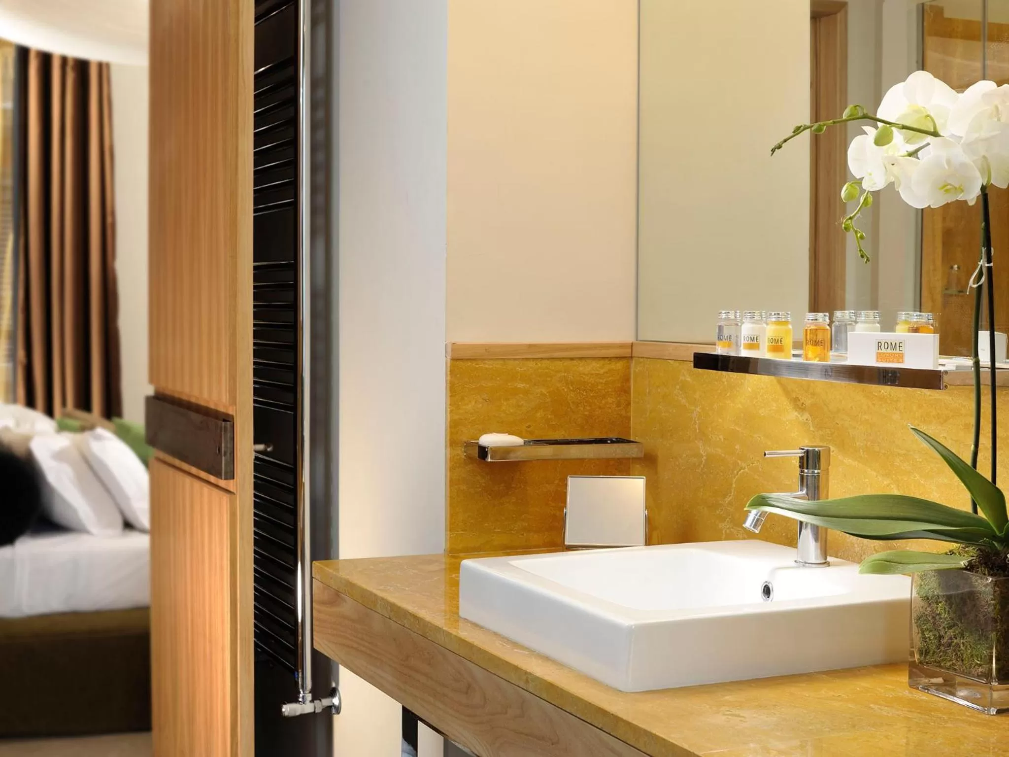 Bathroom, Bed in Babuino 181 - Small Luxury Hotels of the World