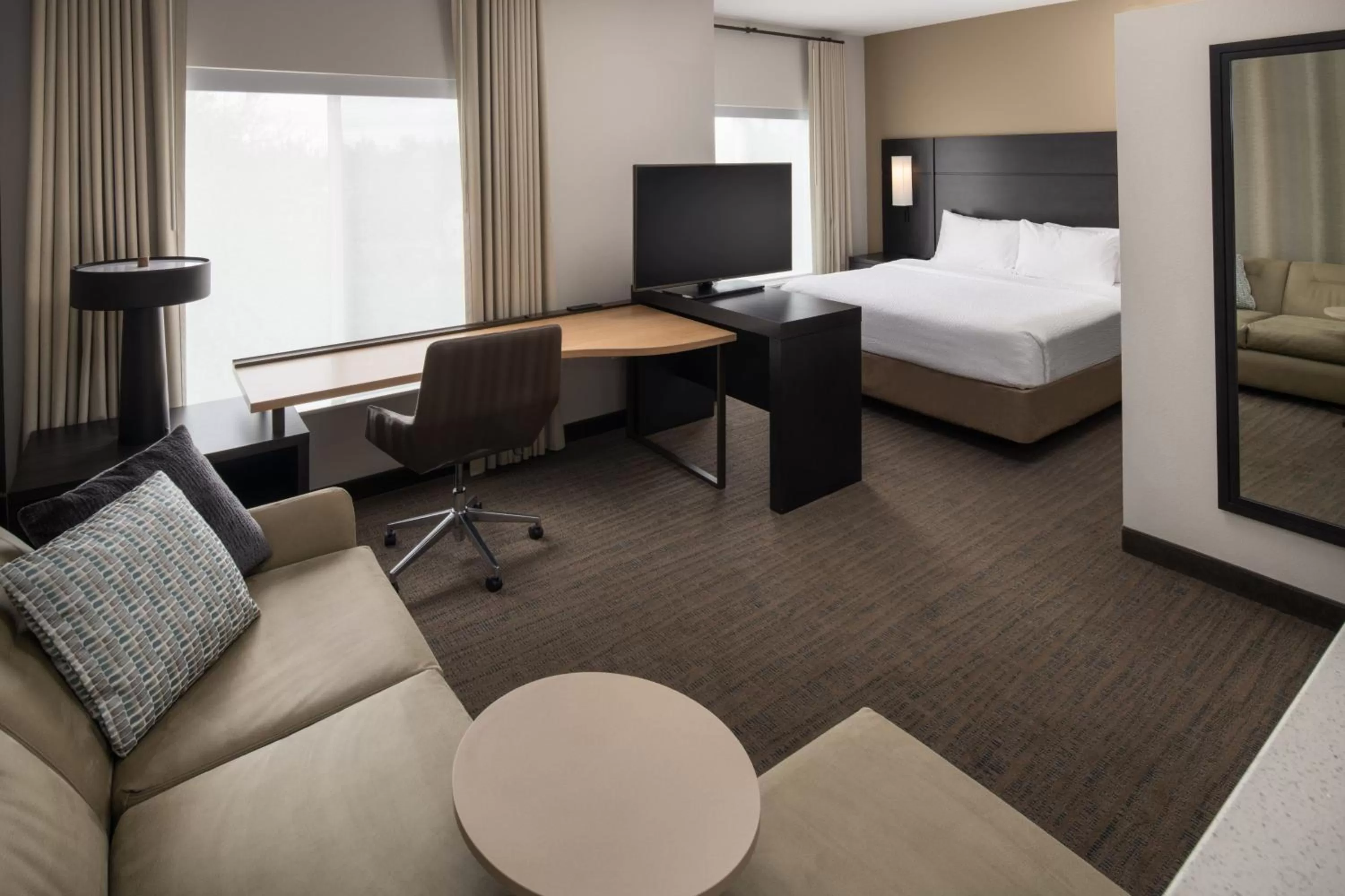 Photo of the whole room, Bed in Residence Inn by Marriott Portland Vancouver