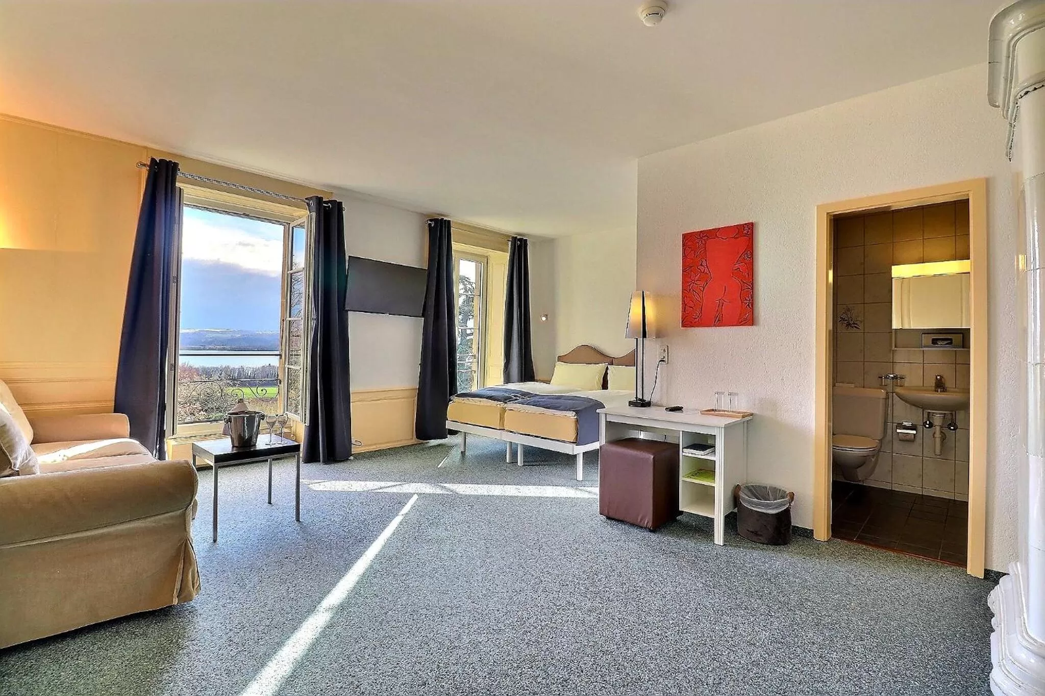 Bedroom in Hôtel Restaurant Bellevue