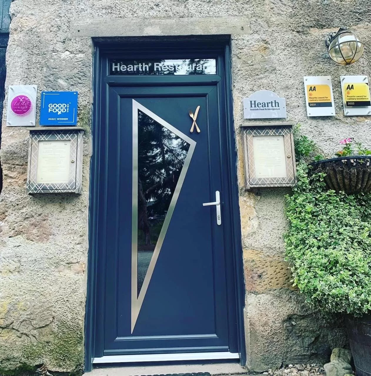 Facade/entrance in The Old Mill Inn