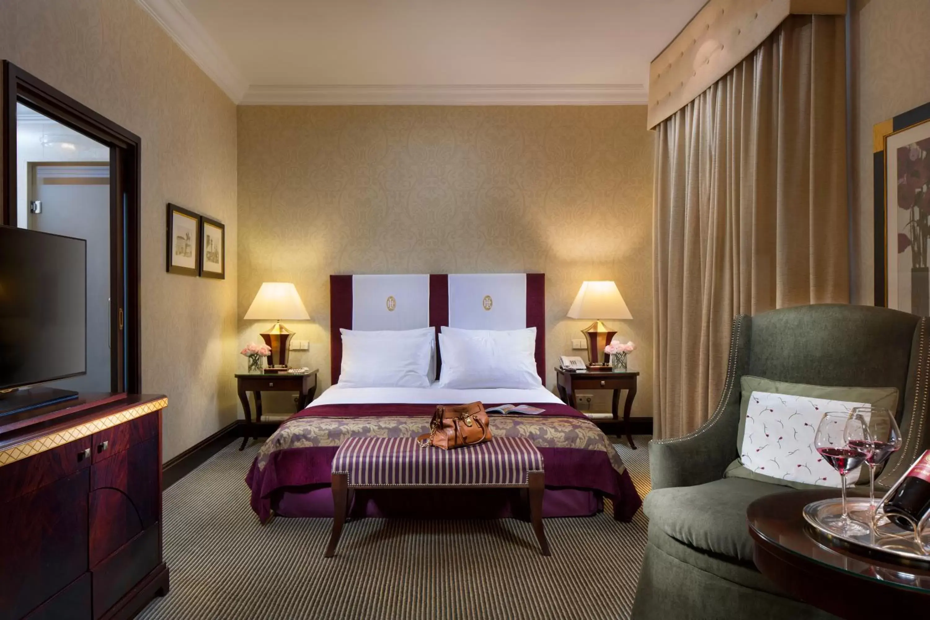 Superior Queen Room in Esplanade Zagreb Hotel Superior Queen Room in Esplanade Zagreb Hotel