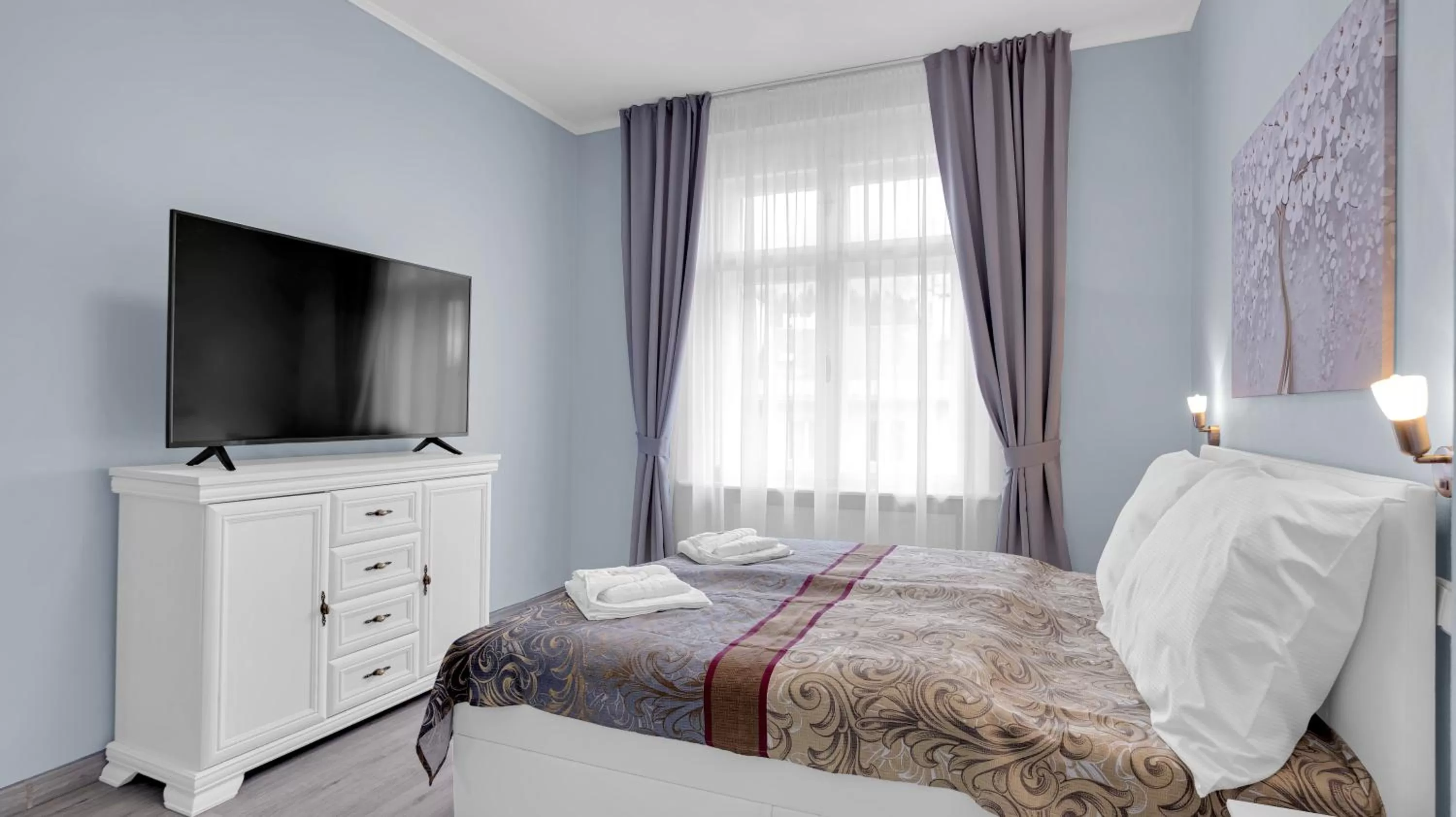 Bed in Aphrodite Suite Hotel Karlovy Vary