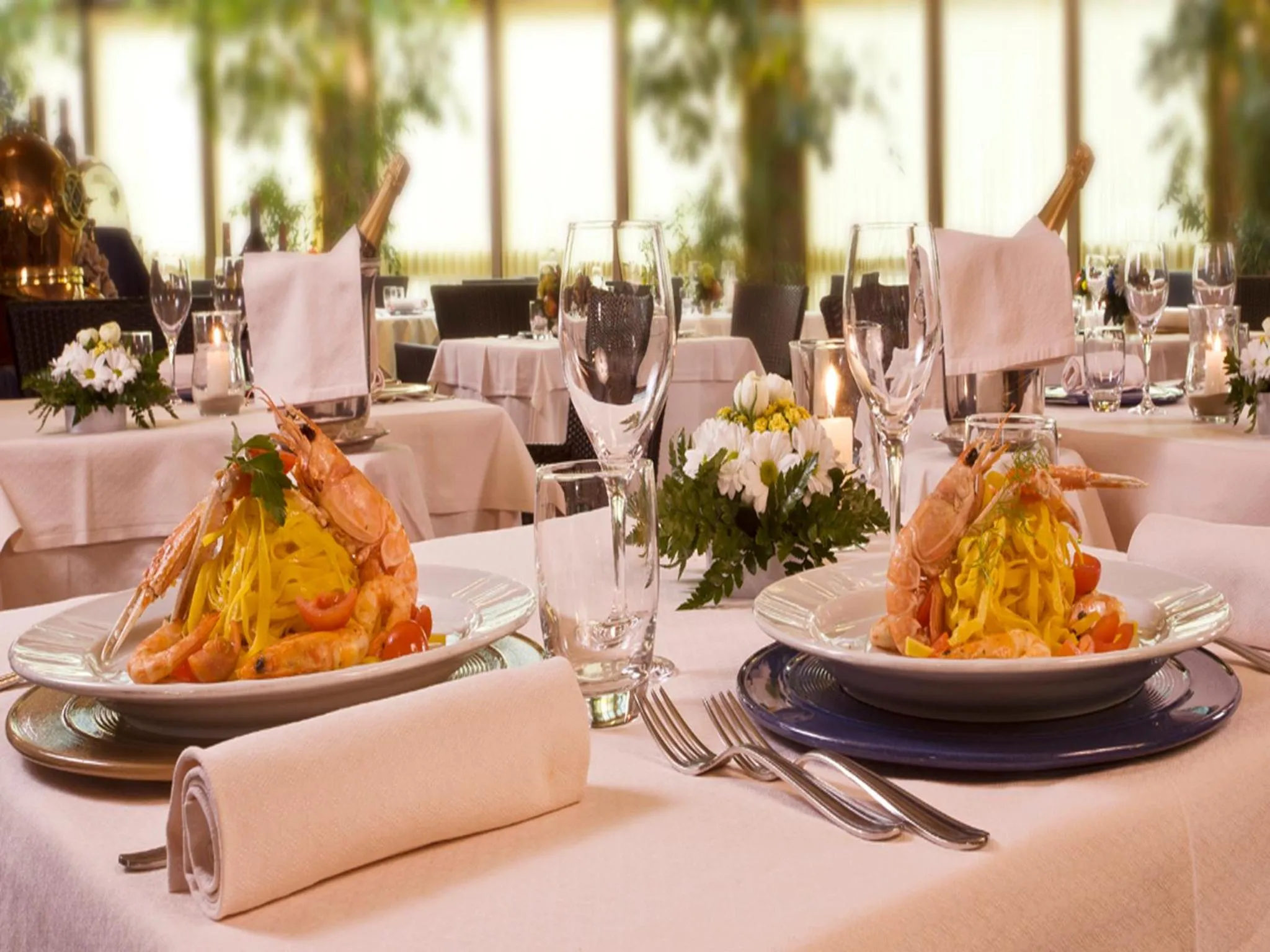 Food and drinks in Hotel Savoy