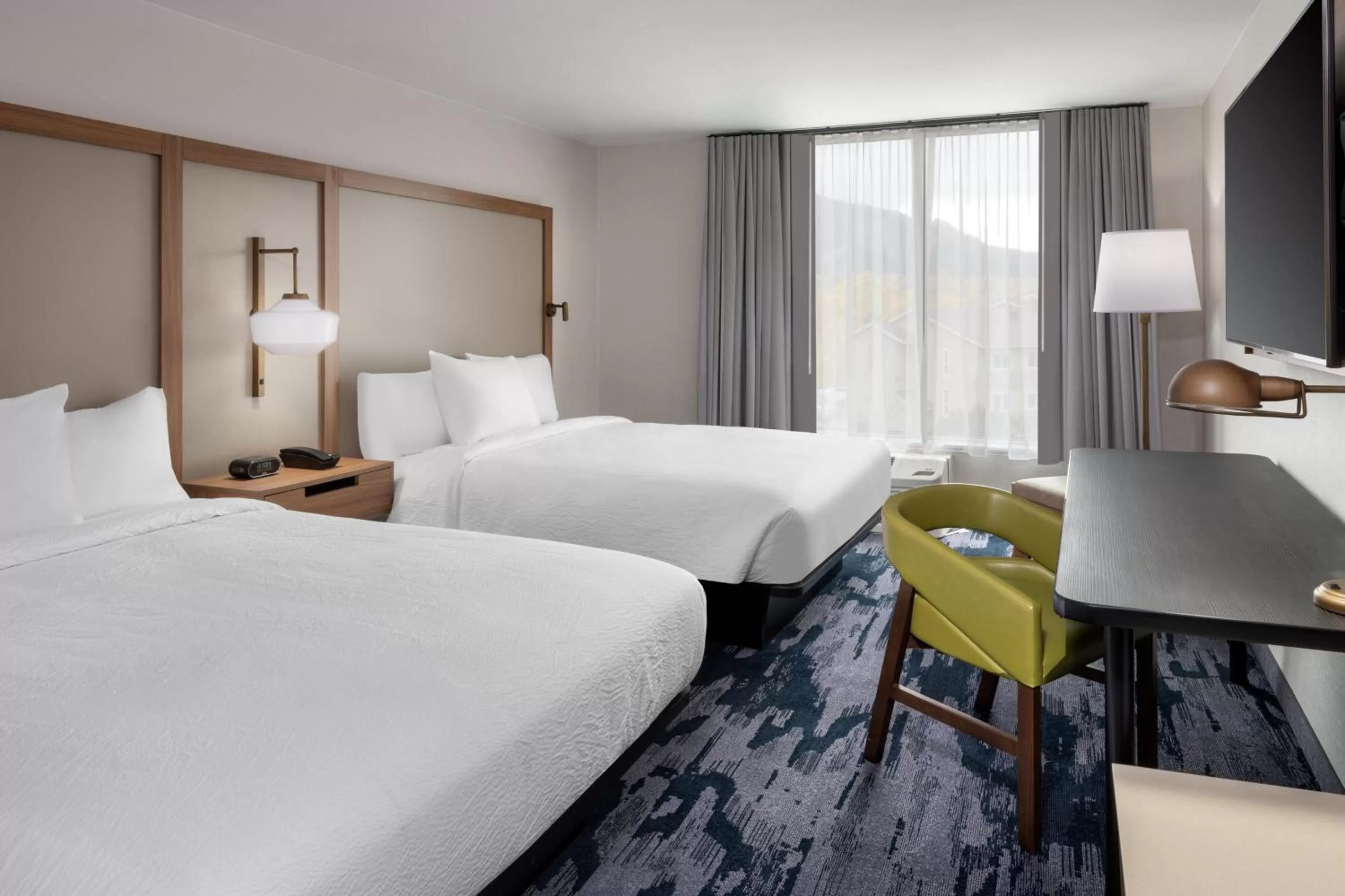 Photo of the whole room, Bed in Fairfield Inn & Suites Boulder