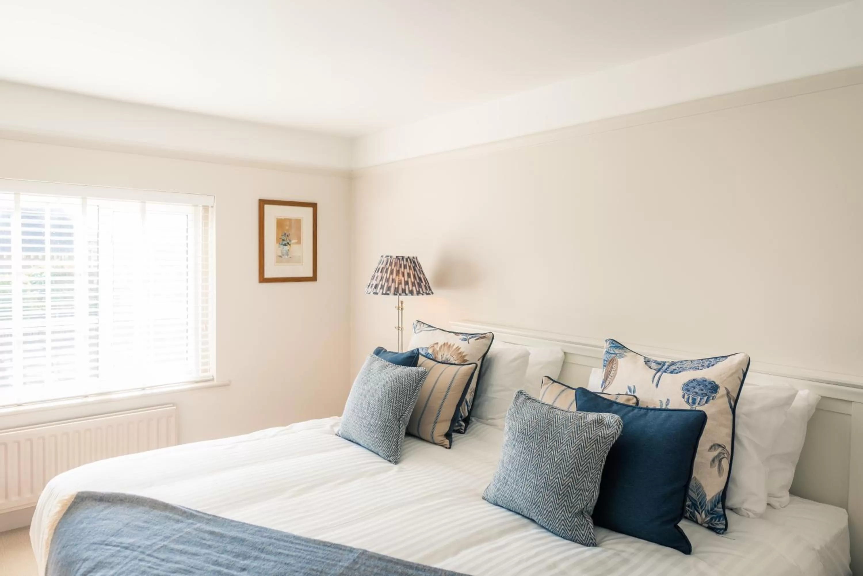 Bedroom, Bed in The Seaview, East Preston