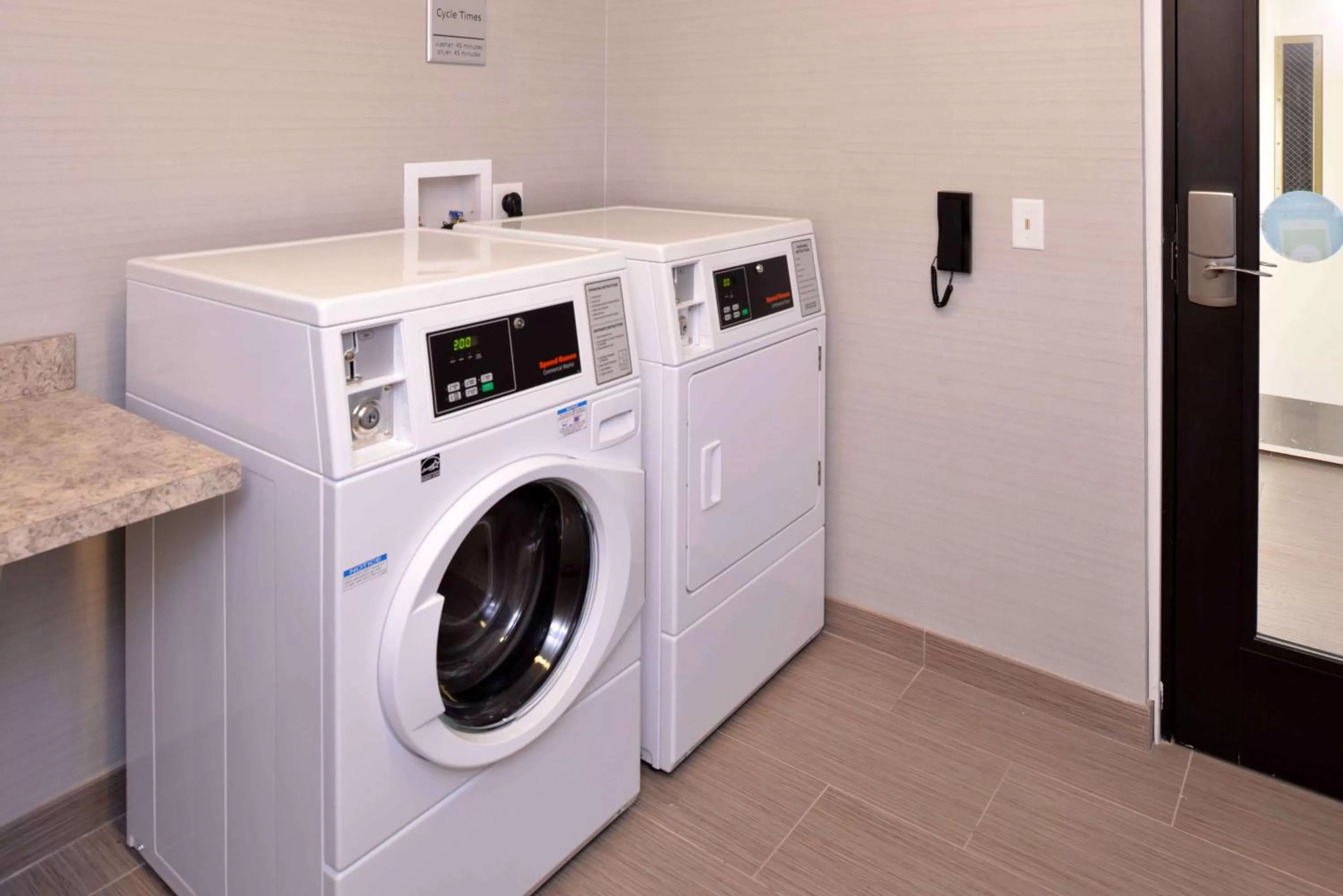 Property building in Hampton Inn & Suites Albany-East Greenbush, NY