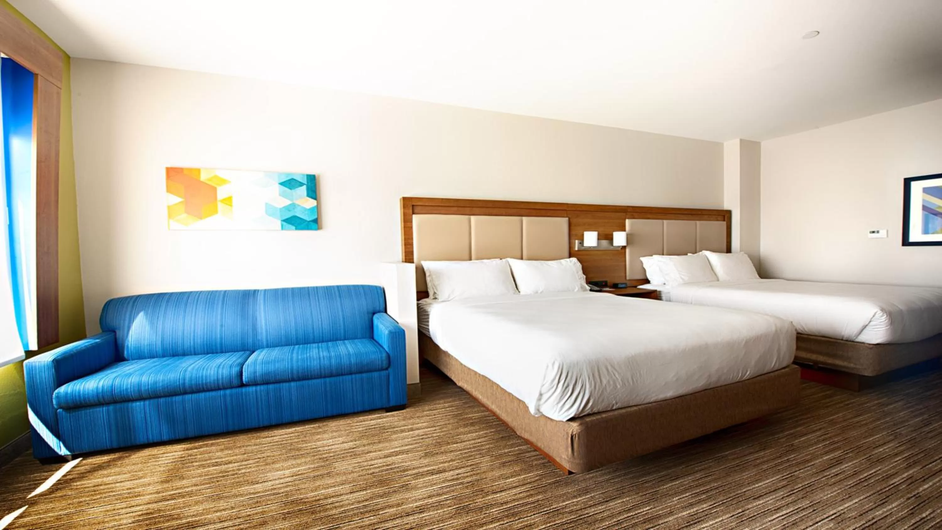 Bedroom, Bed in Holiday Inn Express & Suites Houston Southwest Galleria Area by IHG