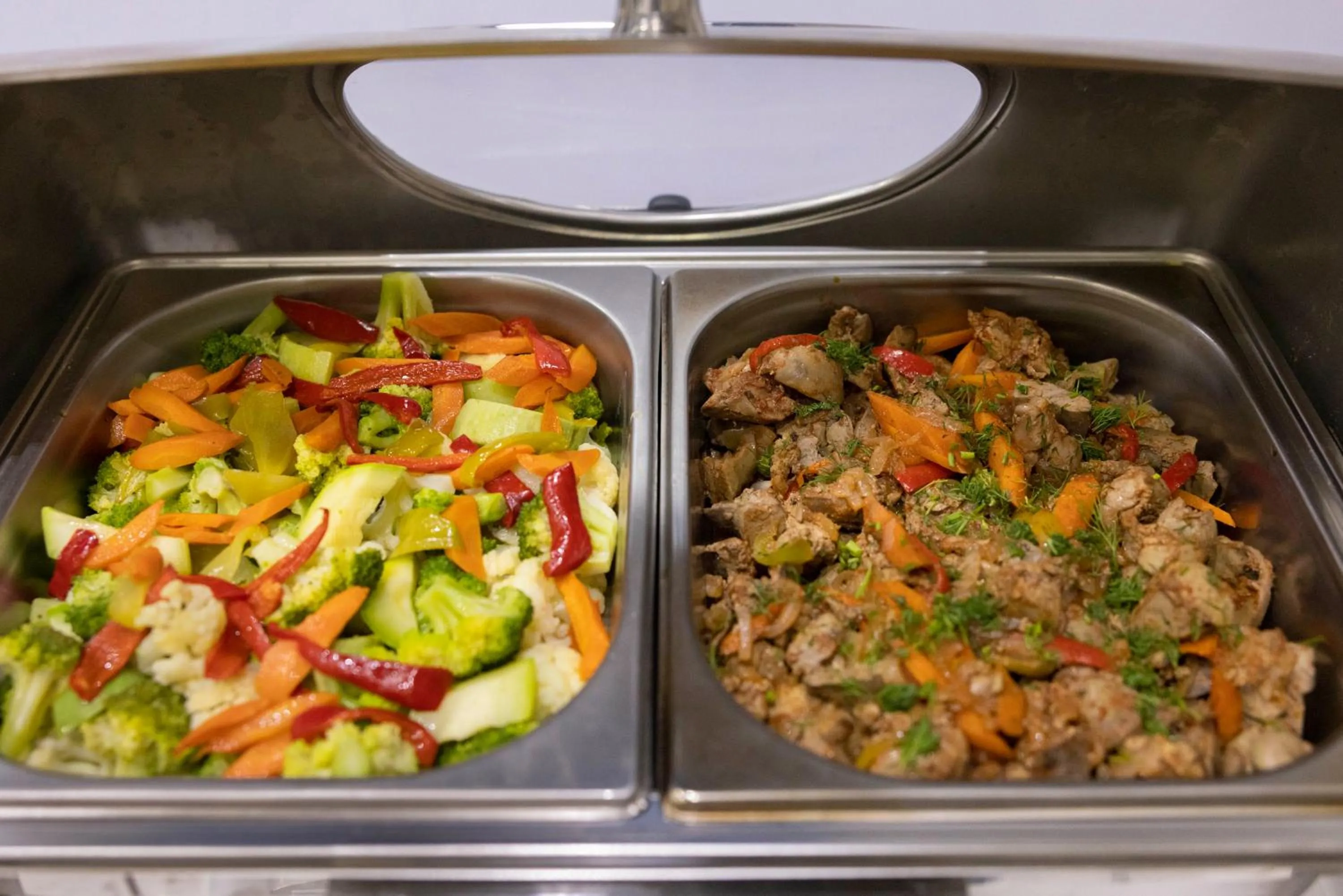 Buffet breakfast in Hotel Grand Palace