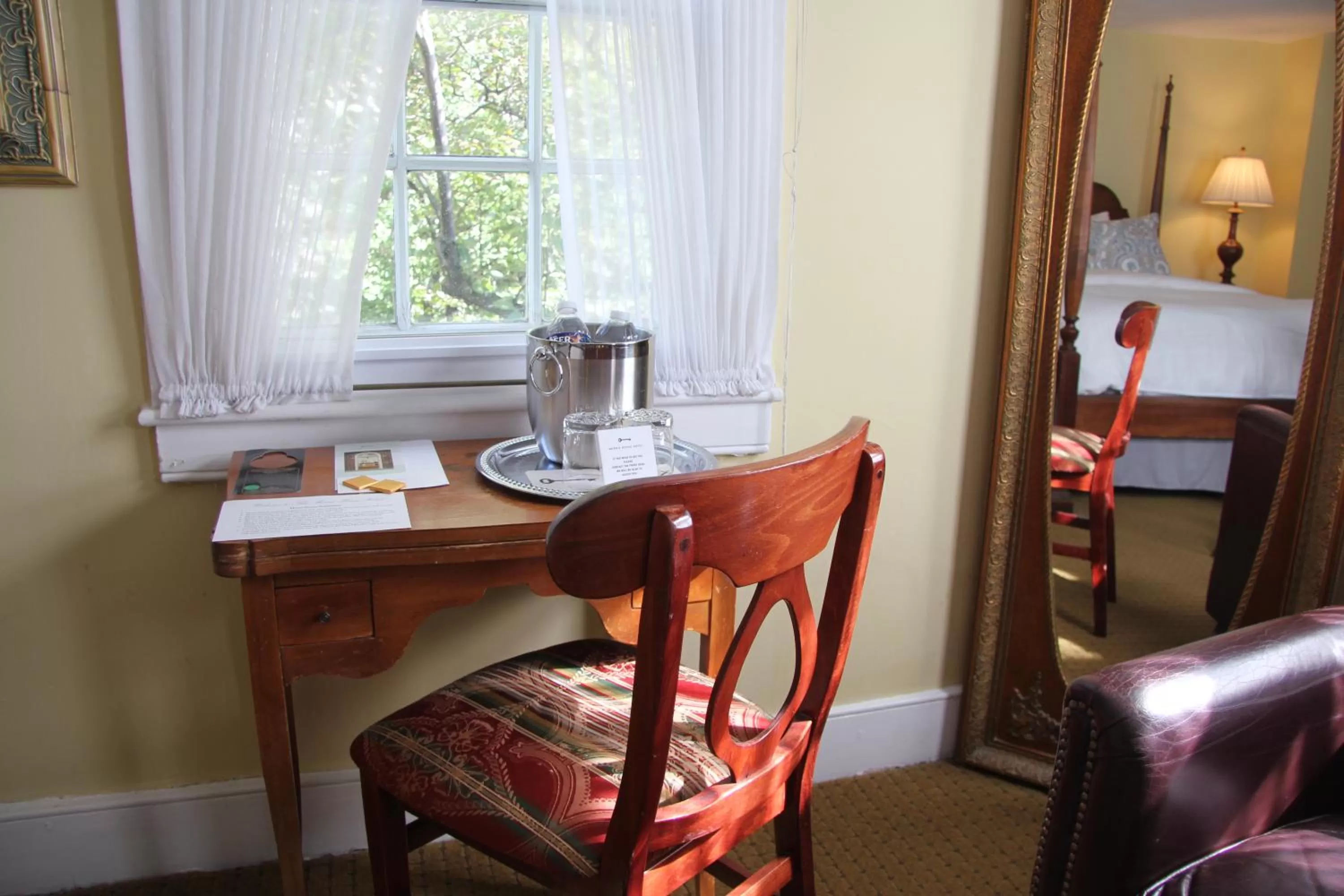 Bathroom in Morris House Hotel