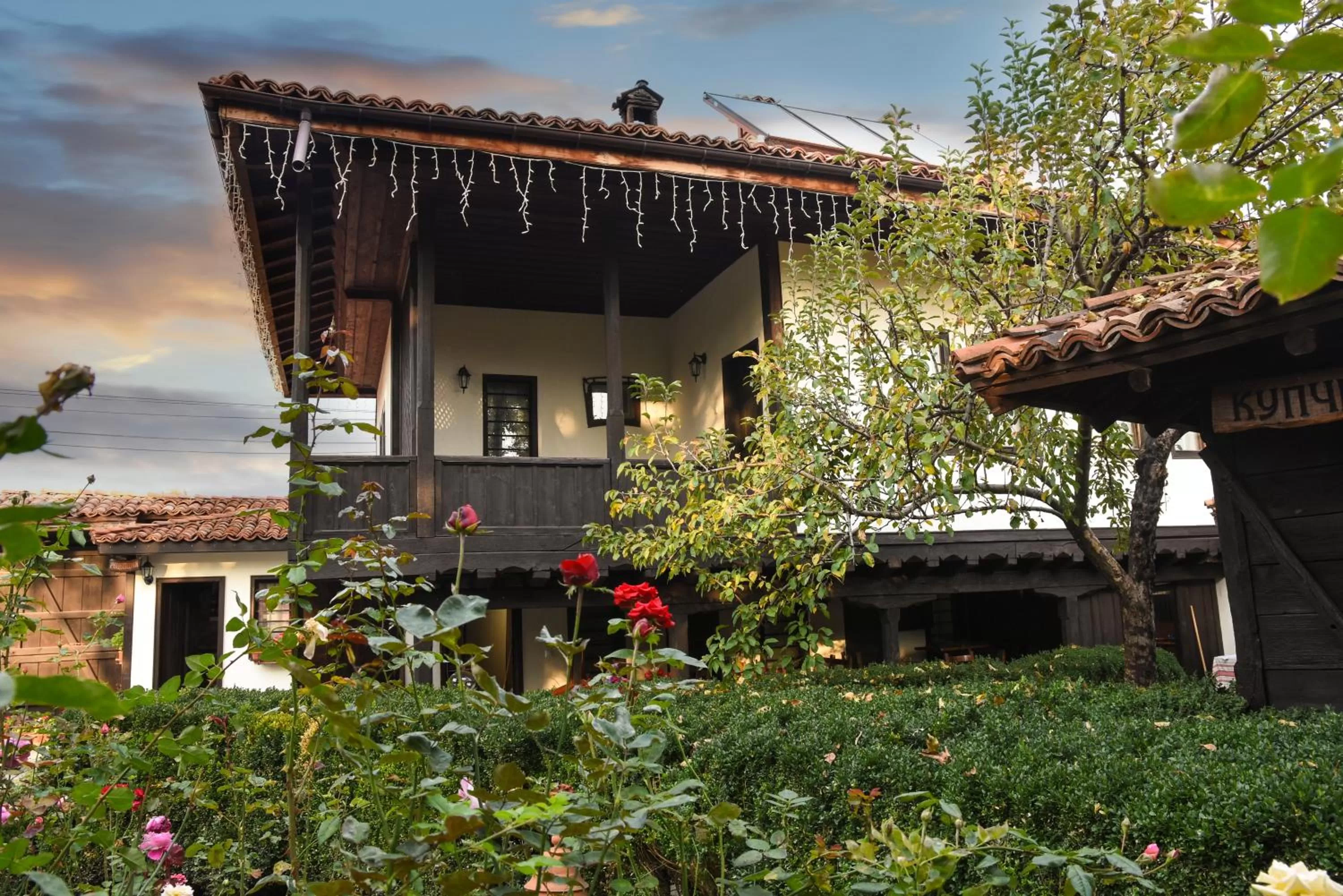 Property Building in Djudjeva Kyshta Hotel