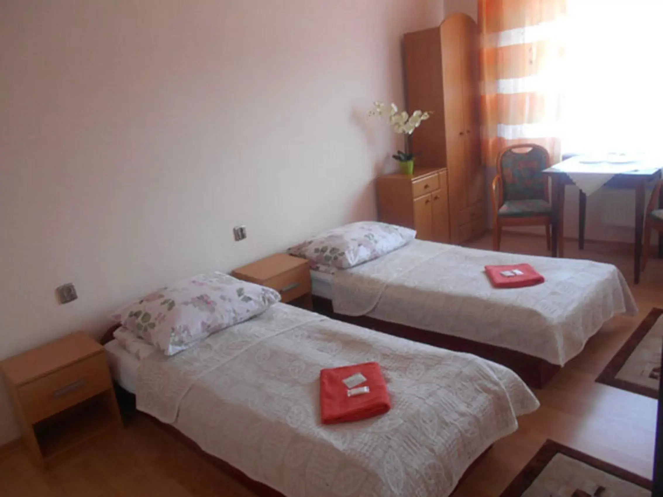 Family Room with Private Bathroom in Hotelik Gościnny Family Room with Private Bathroom in Hotelik Gościnny