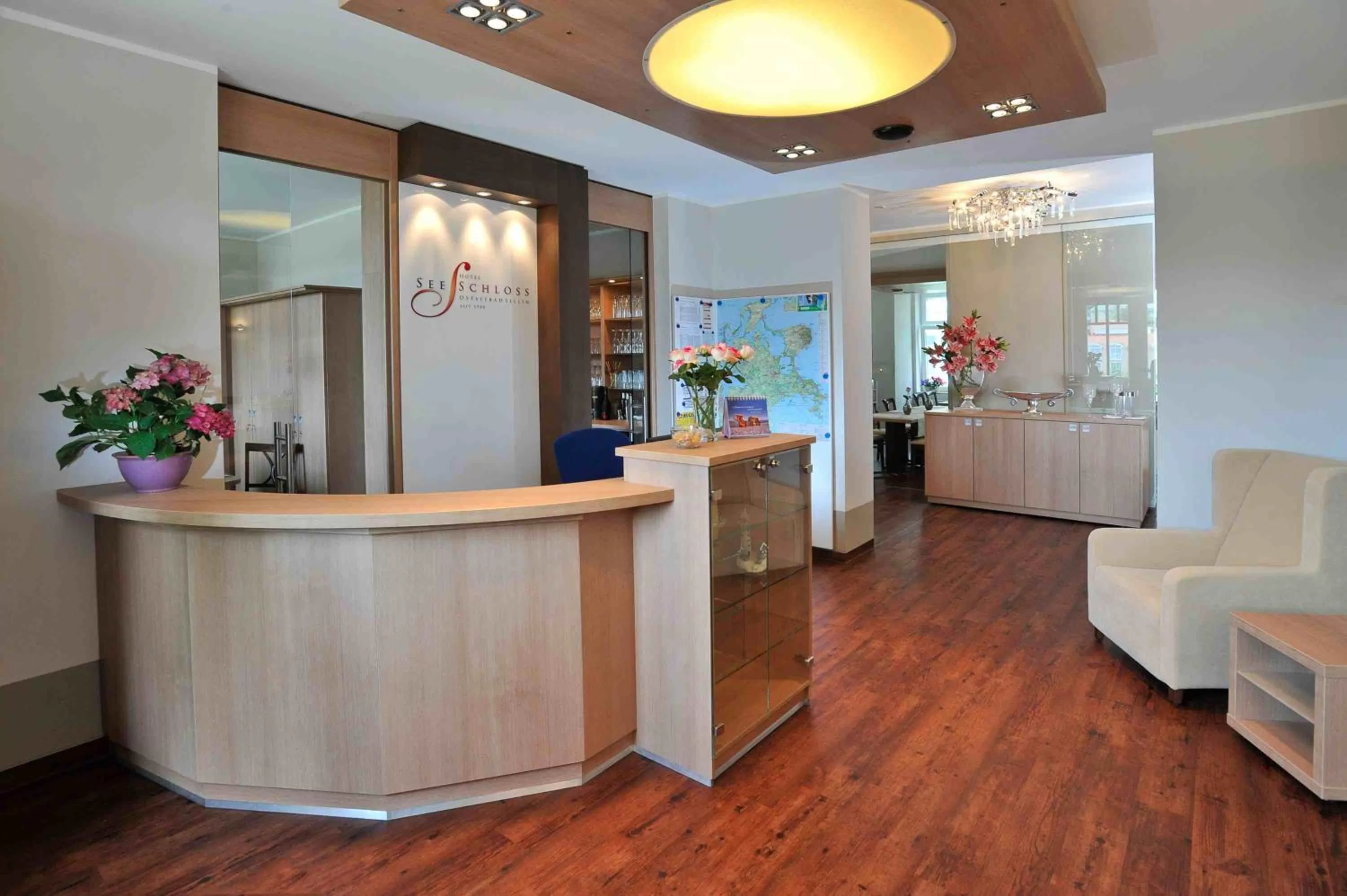 Lobby or reception, Lobby/Reception in Seeschloss Sellin