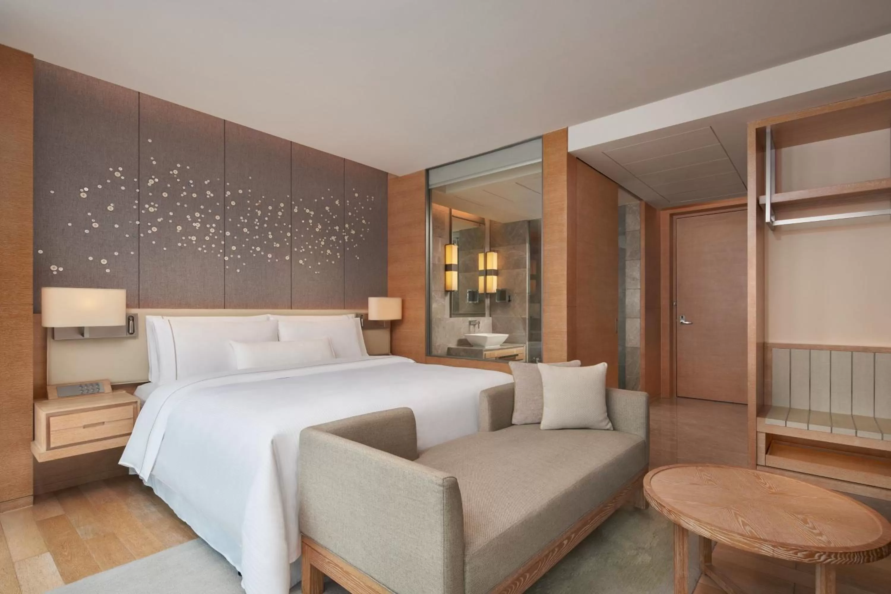 Bed in The Westin Chongqing Liberation Square