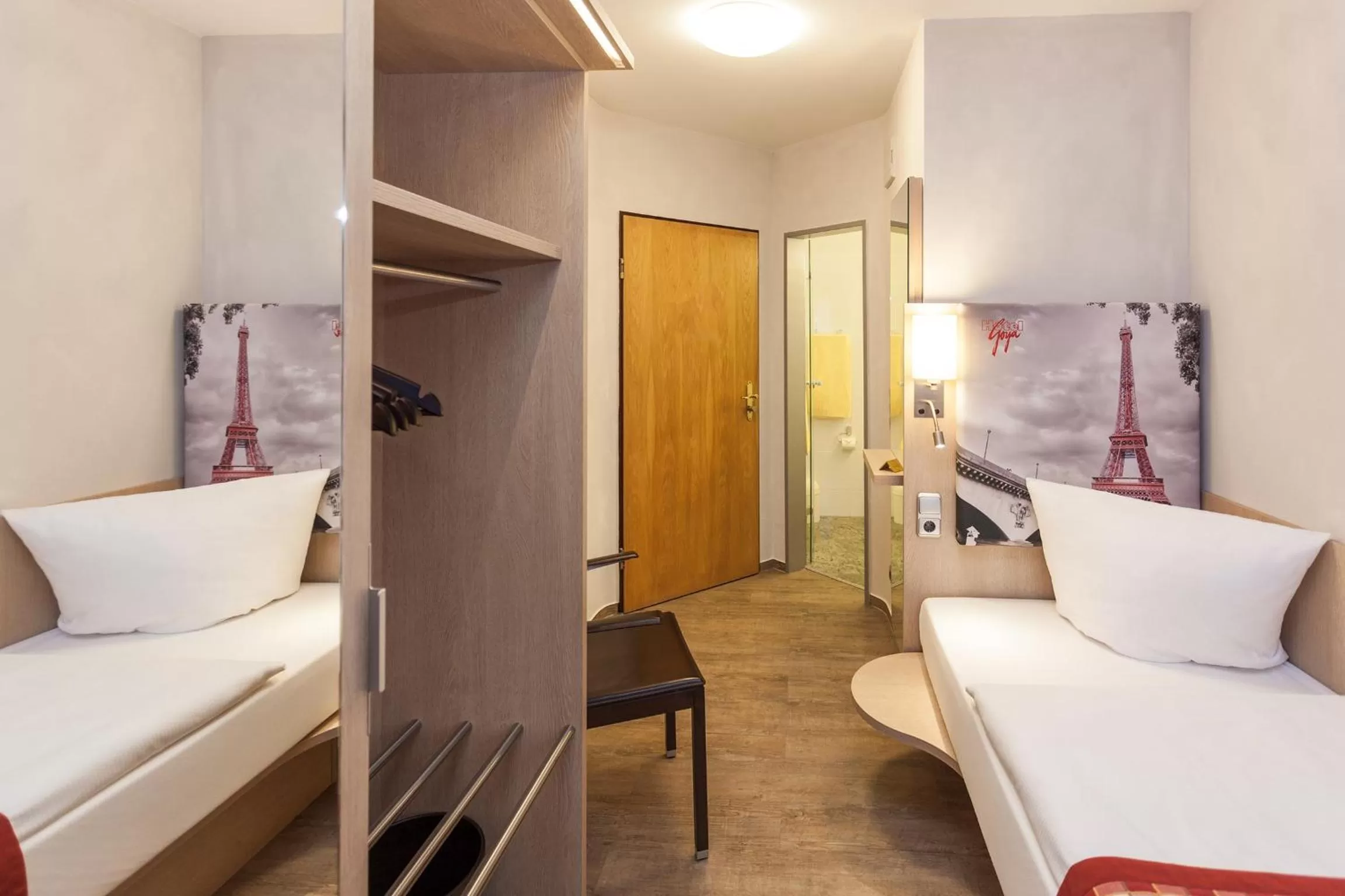 Photo of the whole room, Bed in Centro Hotel Goya Wolfsburg City, Trademark Collection by Wyndham