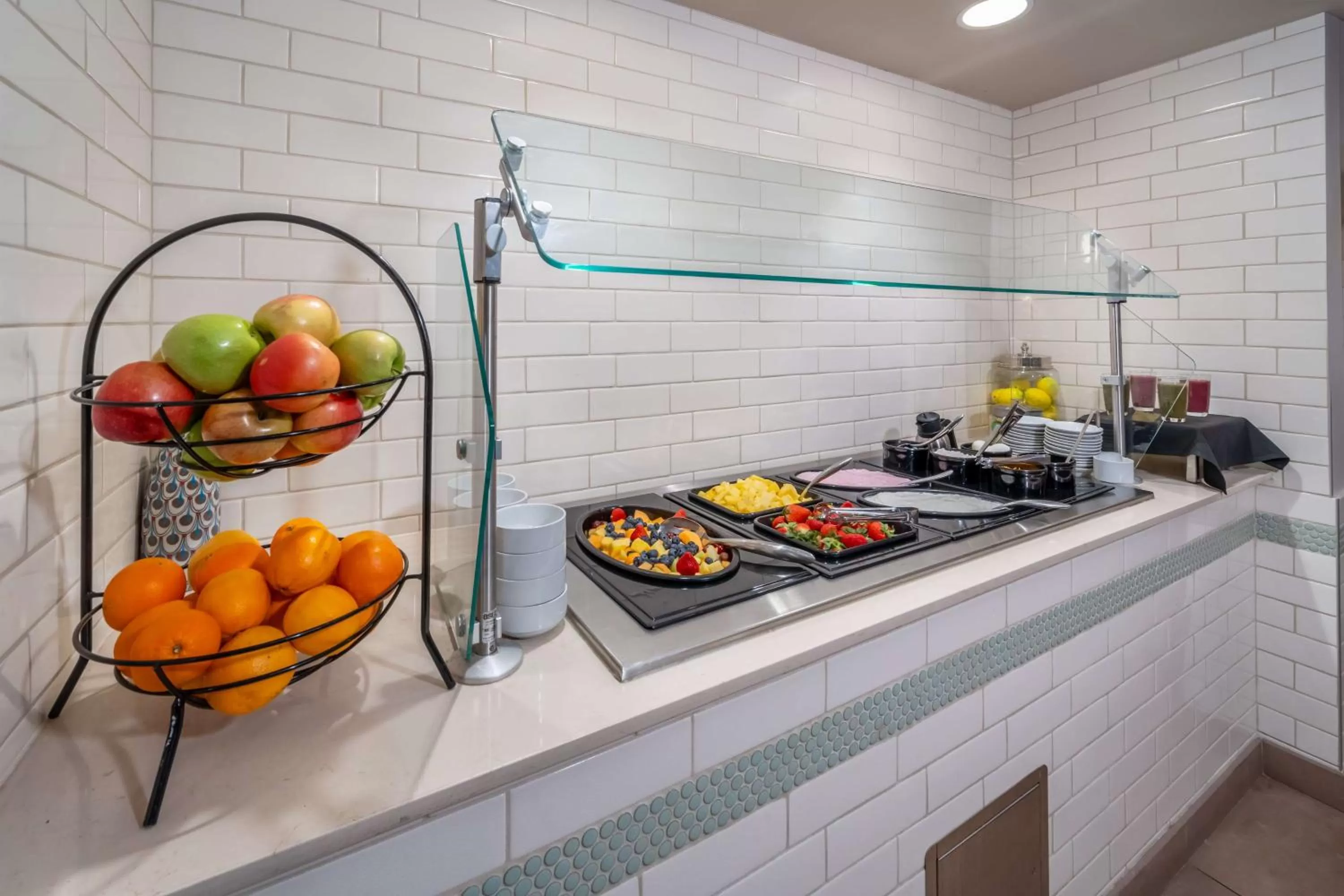 Restaurant/places to eat in Hilton Garden Inn Phoenix Downtown