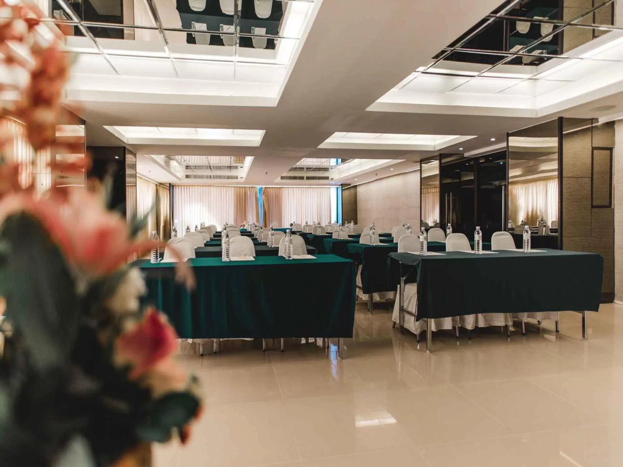 Meeting/conference room in Convenient Park Bangkok