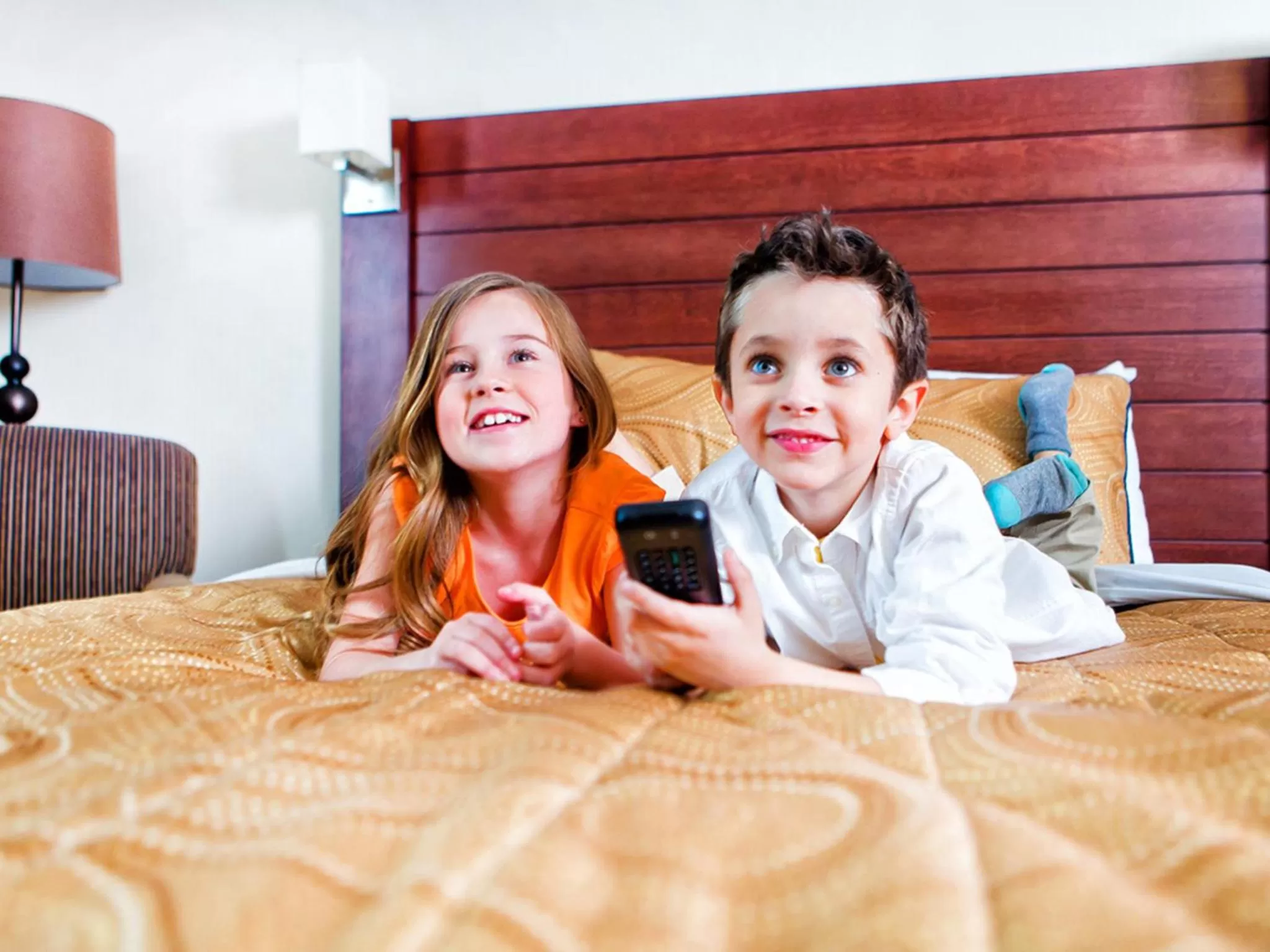 Guests, Bed in West Edmonton Mall Inn