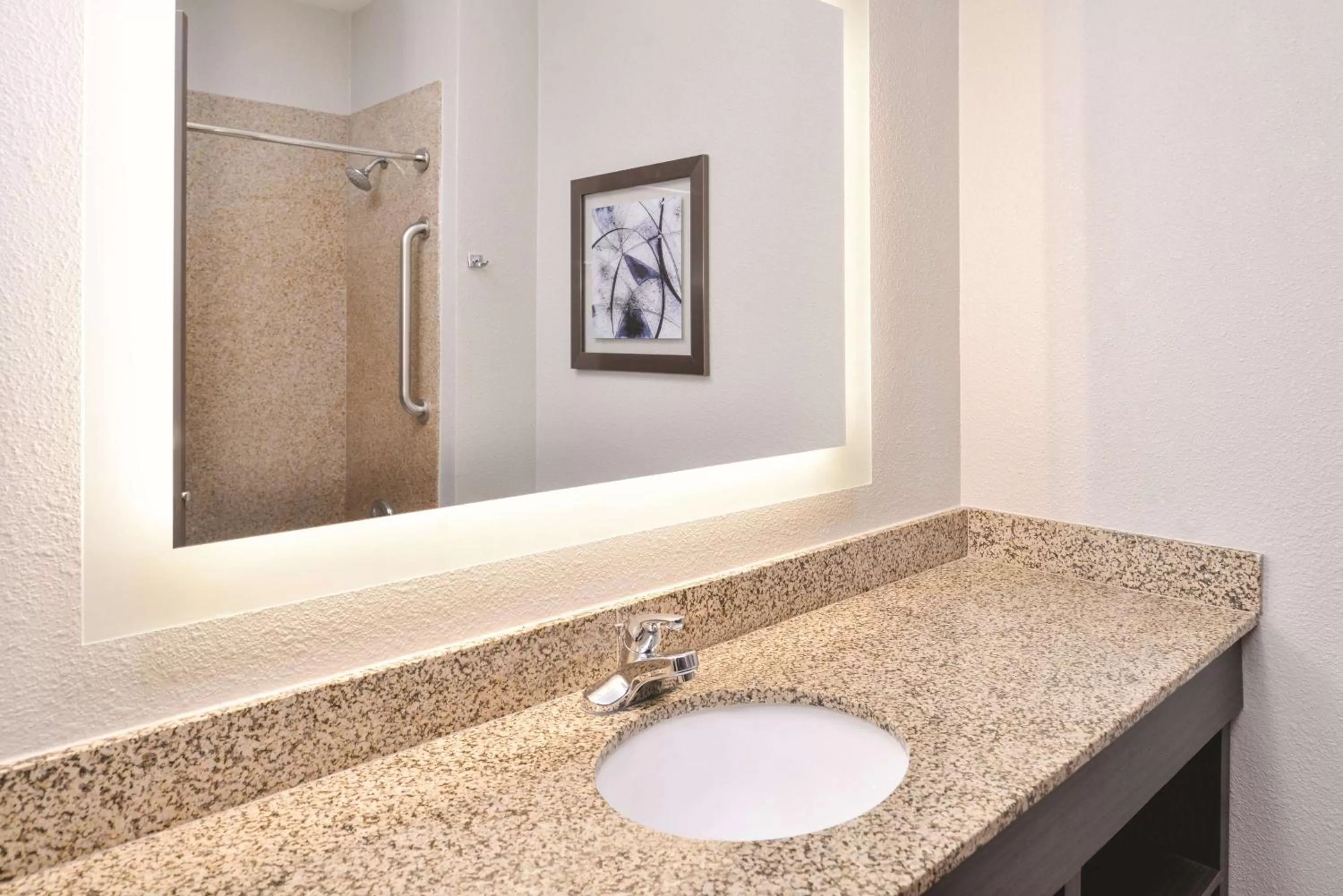 Bathroom in La Quinta by Wyndham Abilene Mall