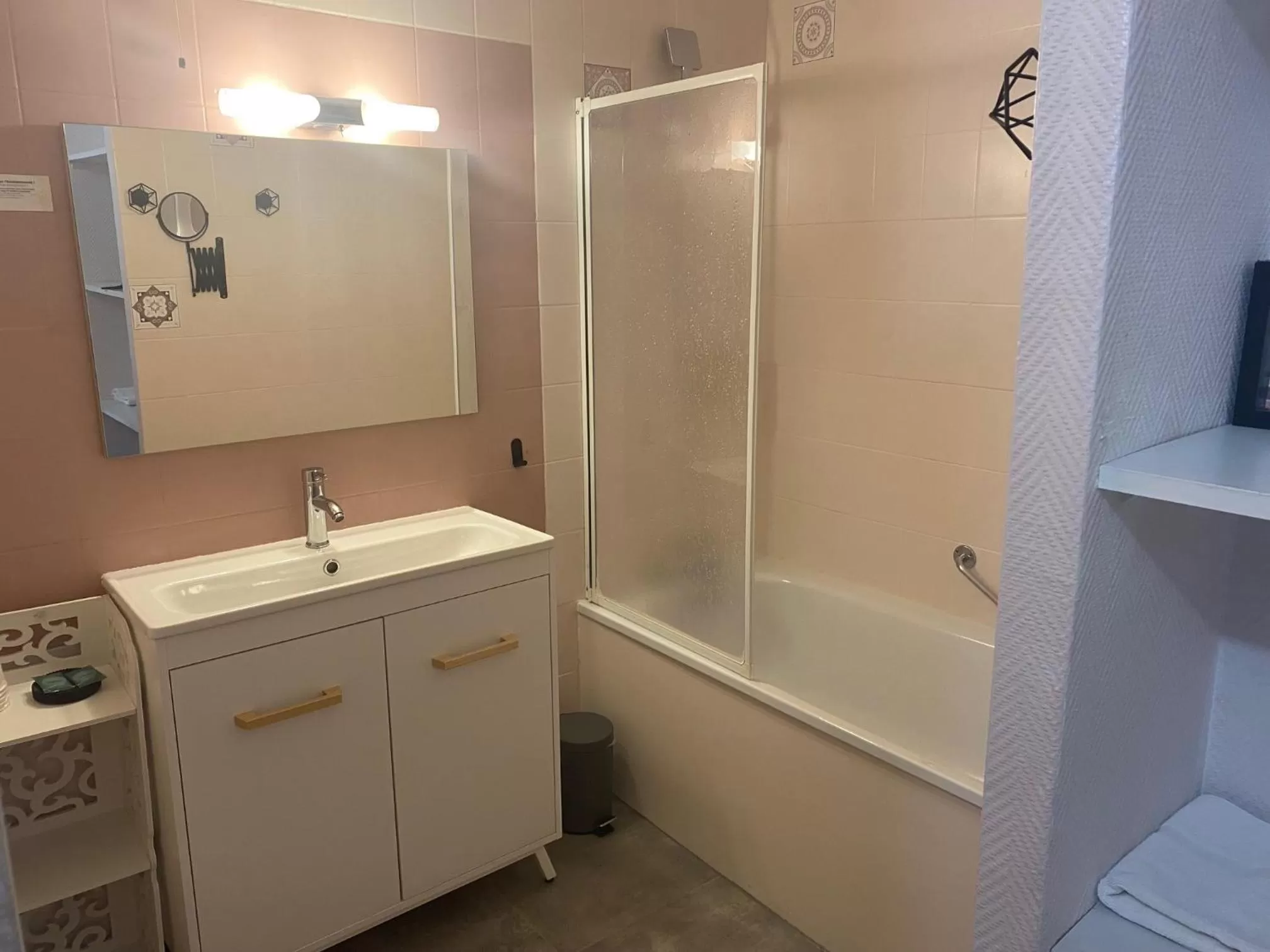 Bathroom in Hostellerie De La Source