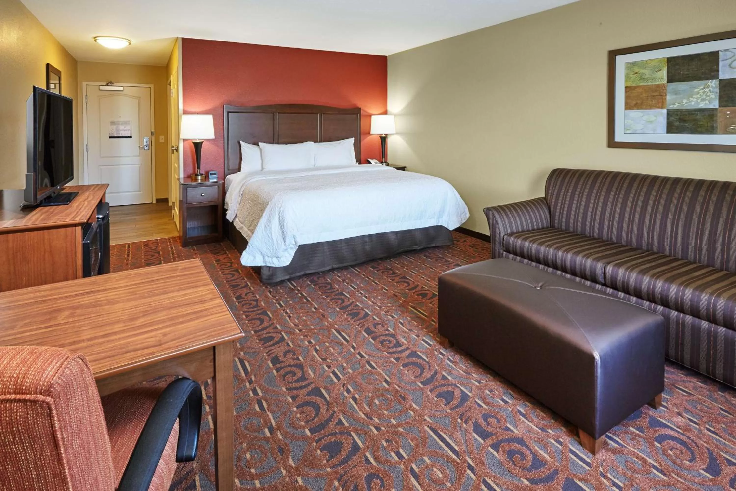King Room with Sofa Bed - Non-Smoking in Hampton Inn & Suites Milwaukee/Franklin