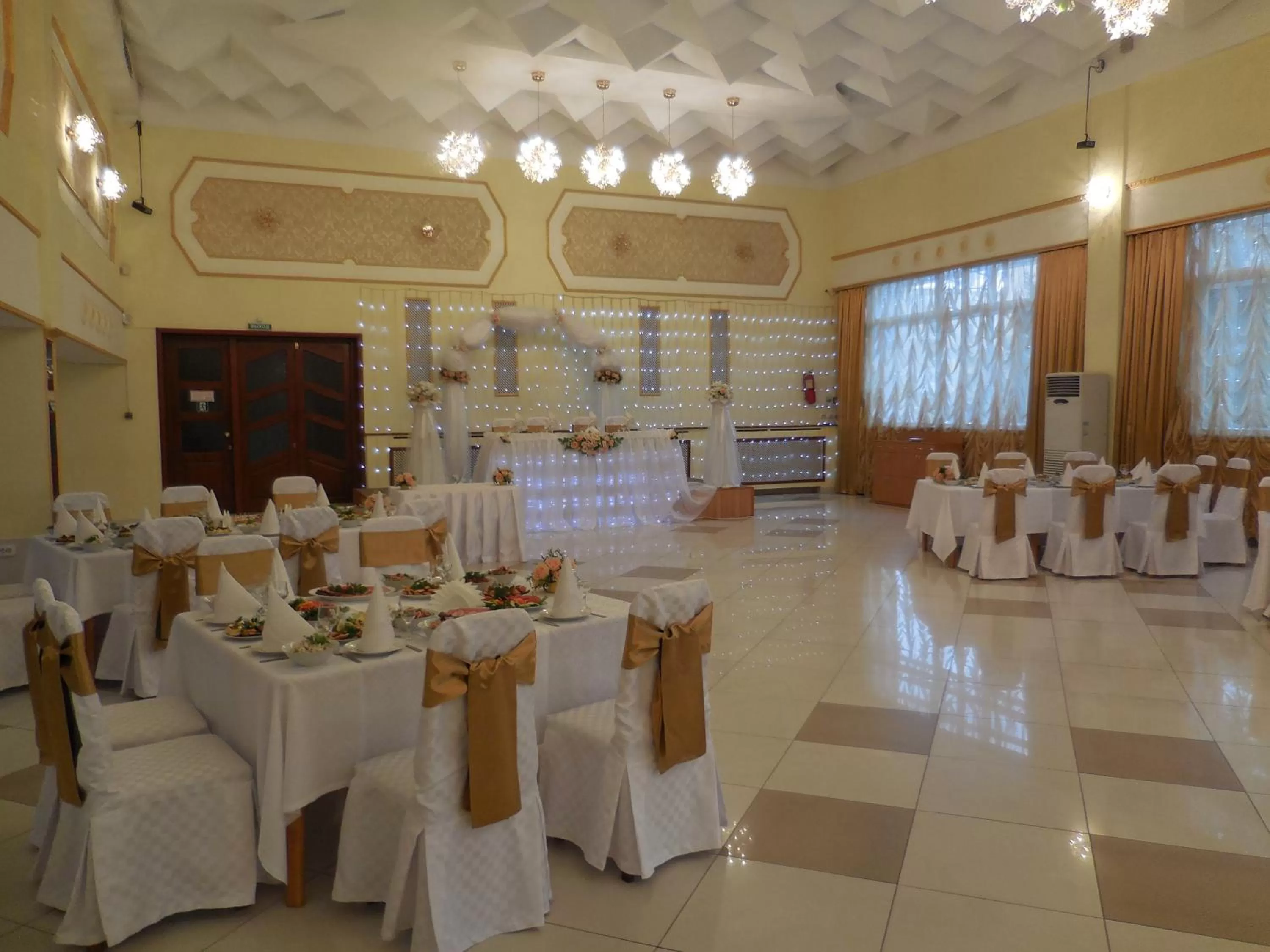 Banquet/Function facilities, Banquet Facilities in Ust-Kamenogorsk Hotel