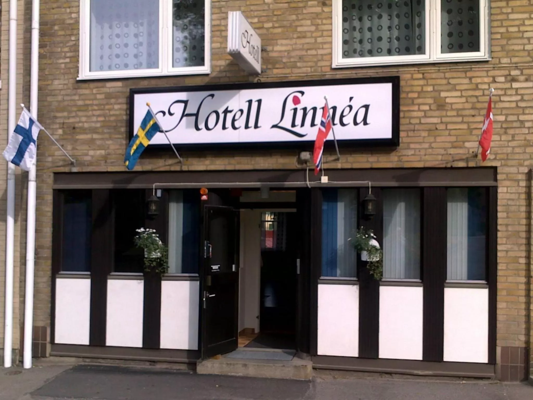 Facade/entrance in Hotell Linnéa