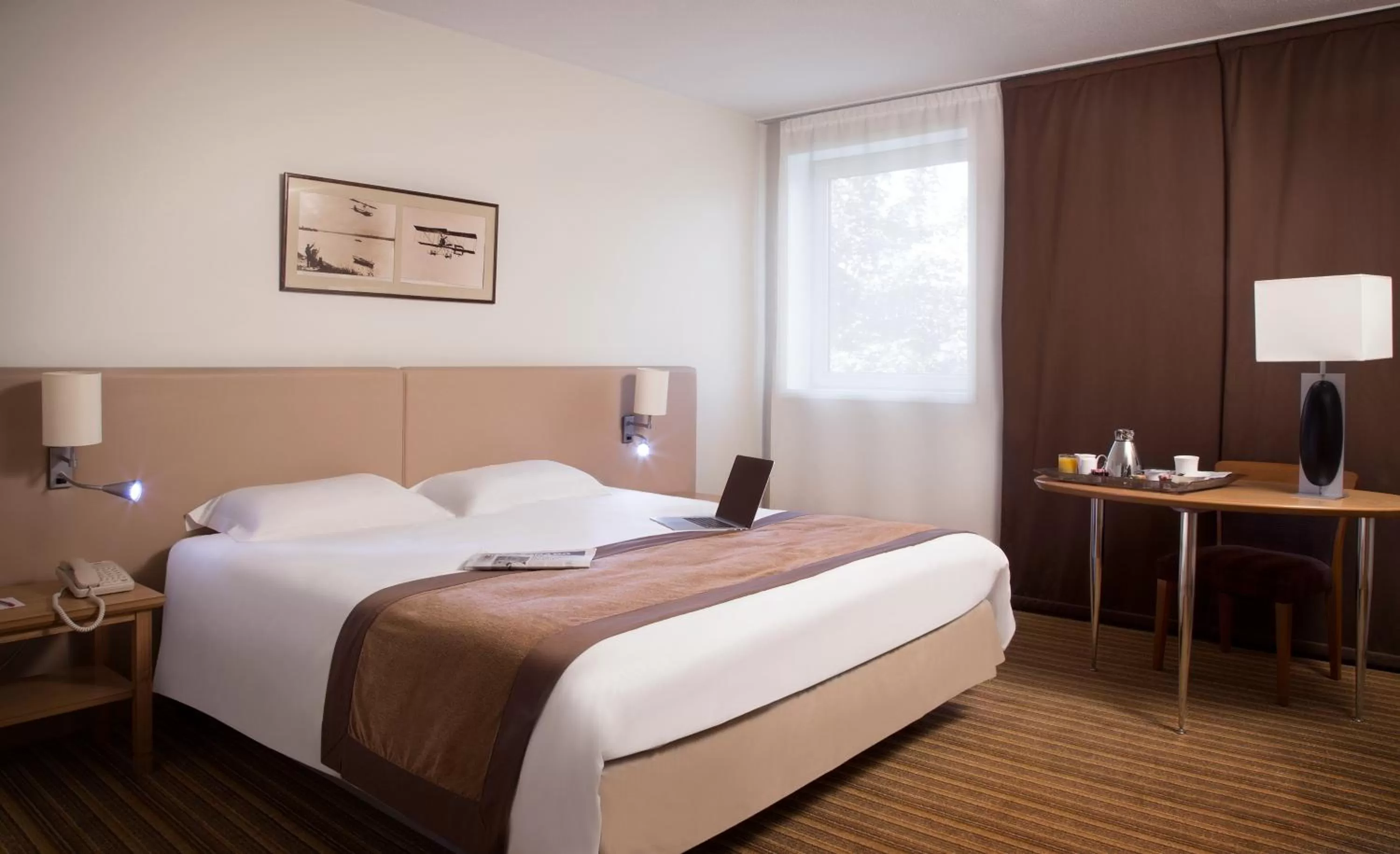 Bed in Mercure Paris Roissy CDG