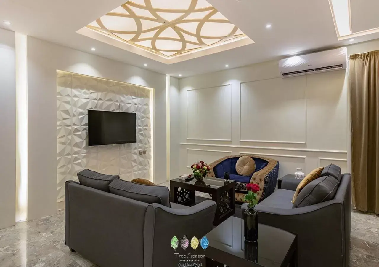 Three-Bedroom Chalet in Tree Season Chalets Three-Bedroom Chalet in Tree Season Chalets