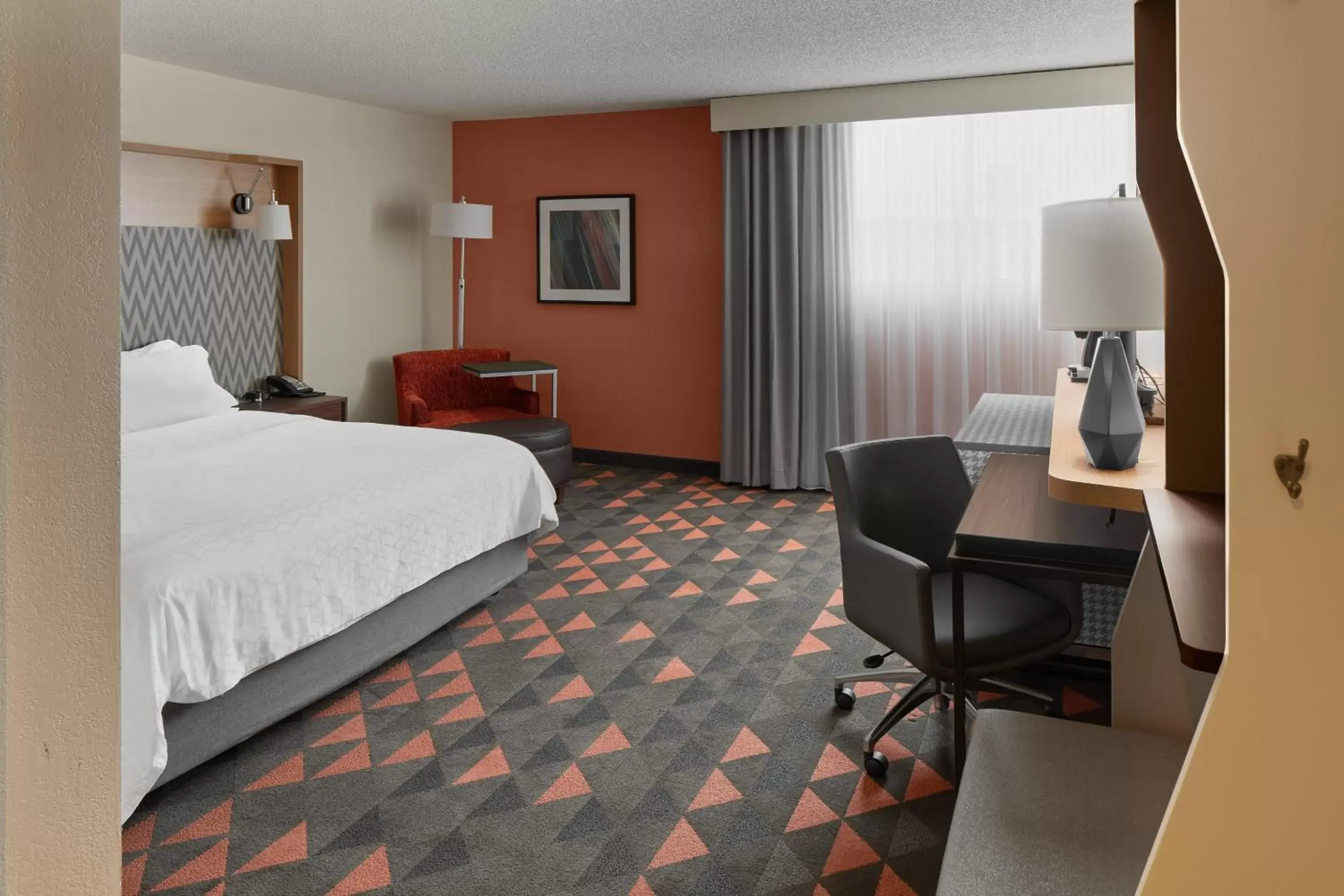 Standard King Room in Holiday Inn Asheville - Biltmore West by IHG Standard King Room in Holiday Inn Asheville - Biltmore West by IHG