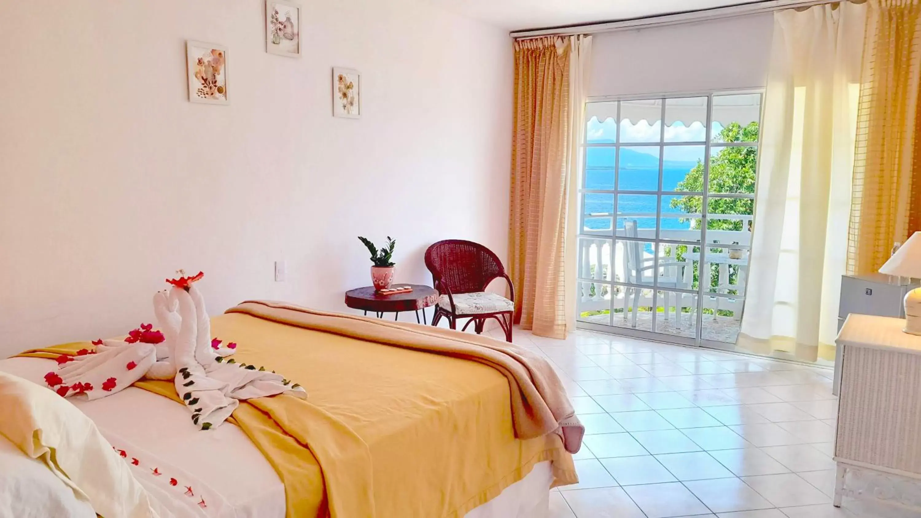 Single Room with Sea View in Piergiorgio Palace Hotel Single Room with Sea View in Piergiorgio Palace Hotel