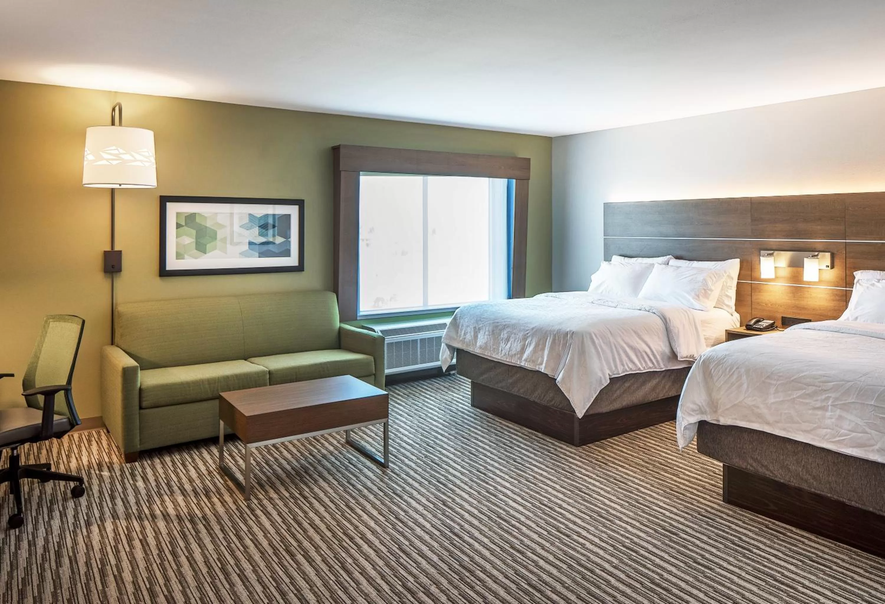 Photo of the whole room, Bed in Holiday Inn Express & Suites - West Omaha - Elkhorn by IHG