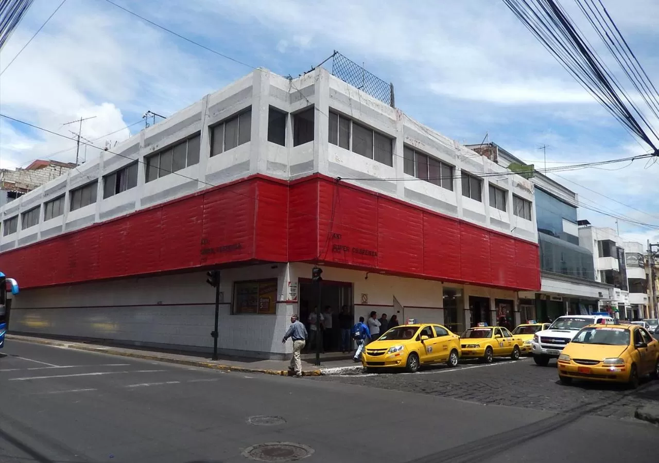 Nearby landmark, Property Building in La Merced Plaza Hostal