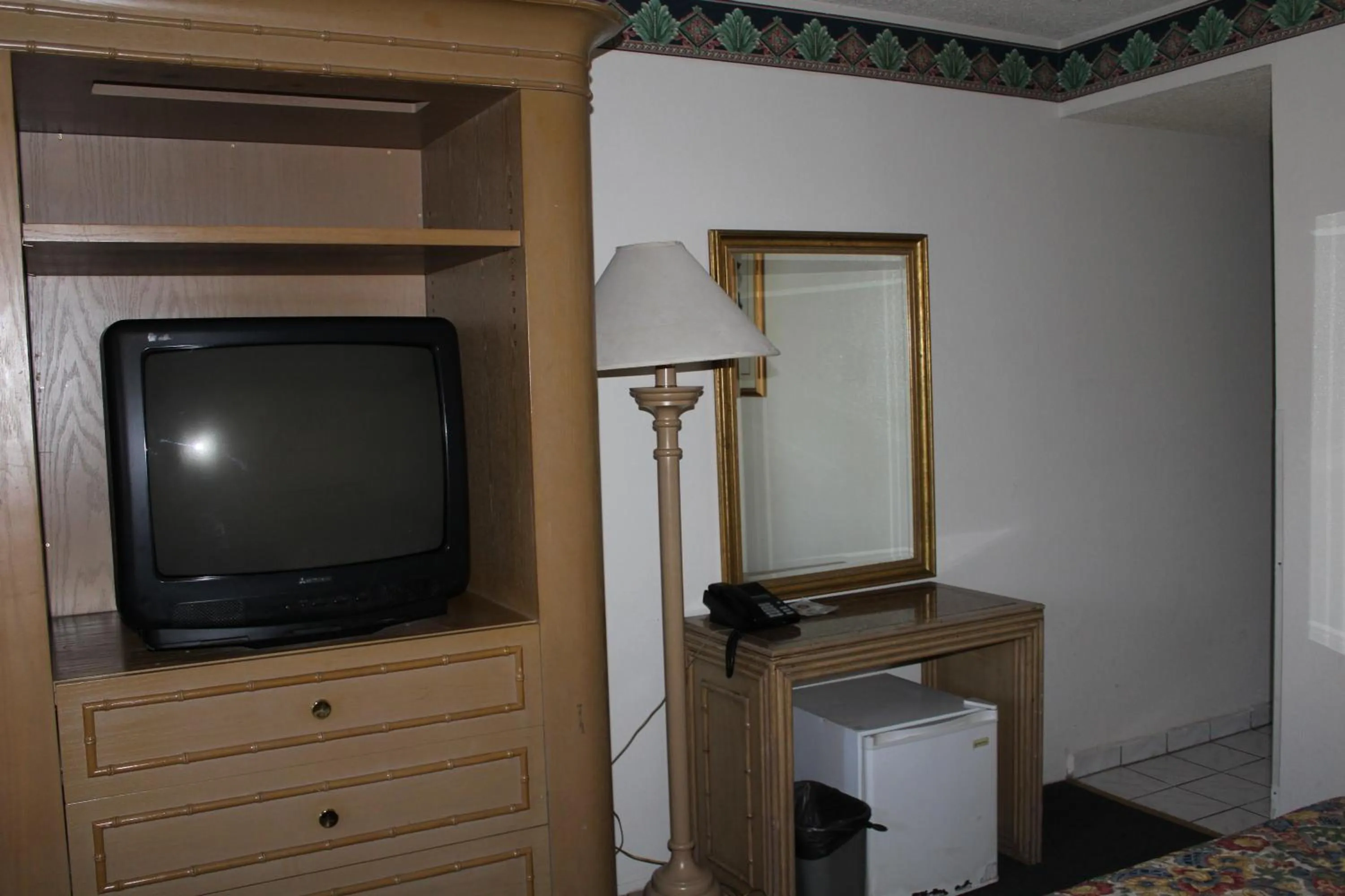 Decorative detail in Best Whittier Inn