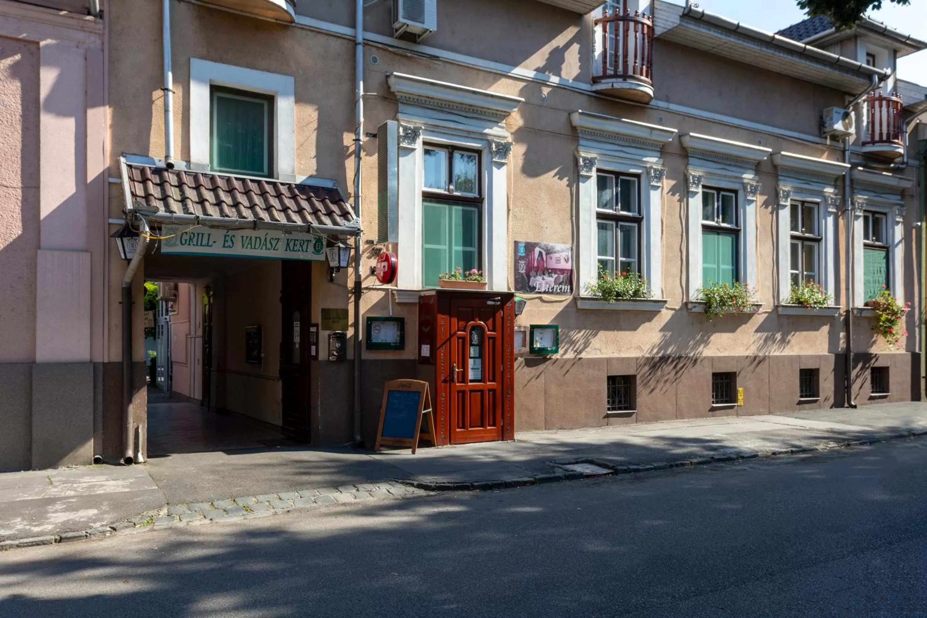 Property building in Illés Hotel