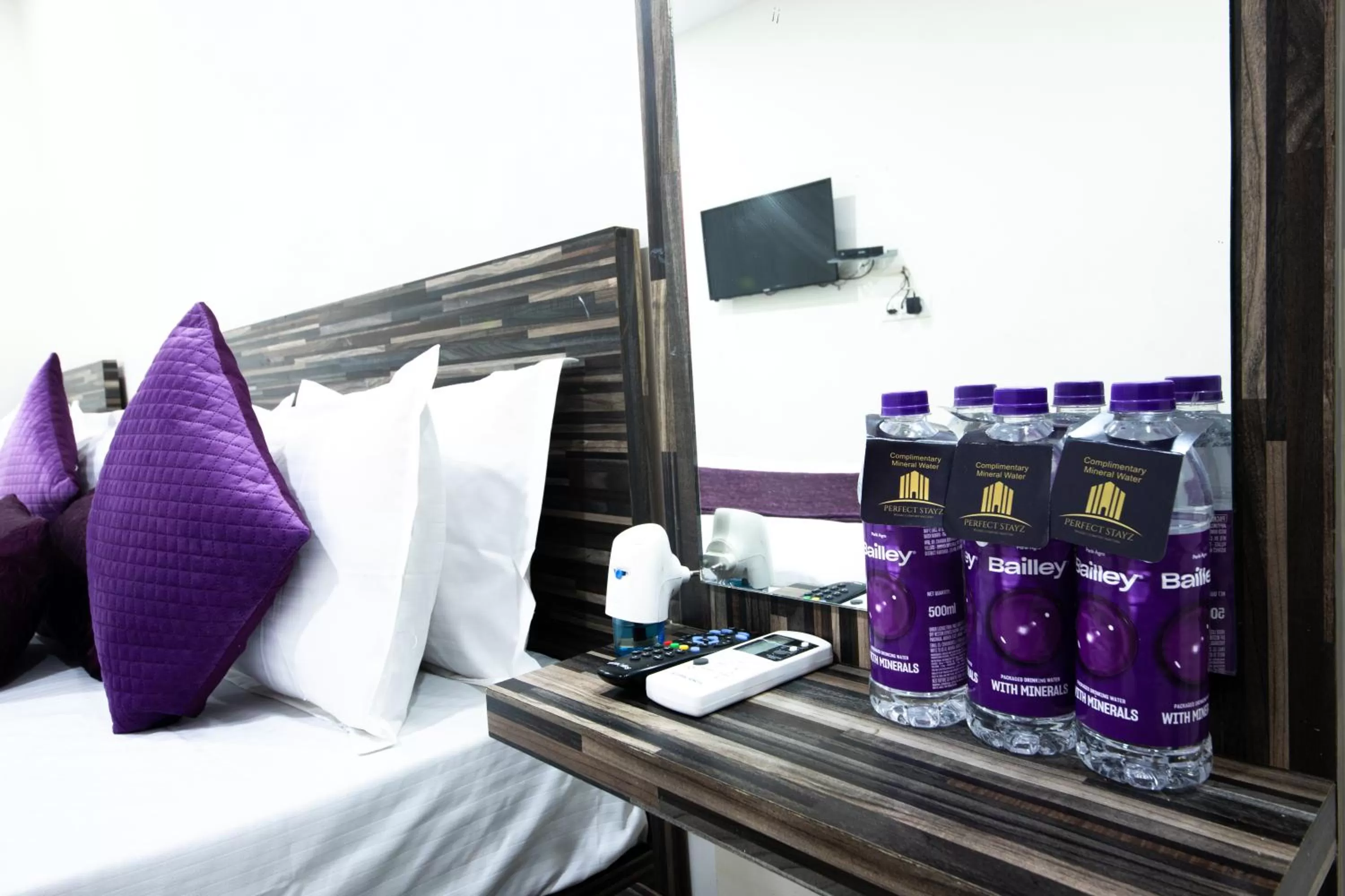 Bed in Perfect Stayz Dwarkesh - Hotel Near Haridwar Railway station