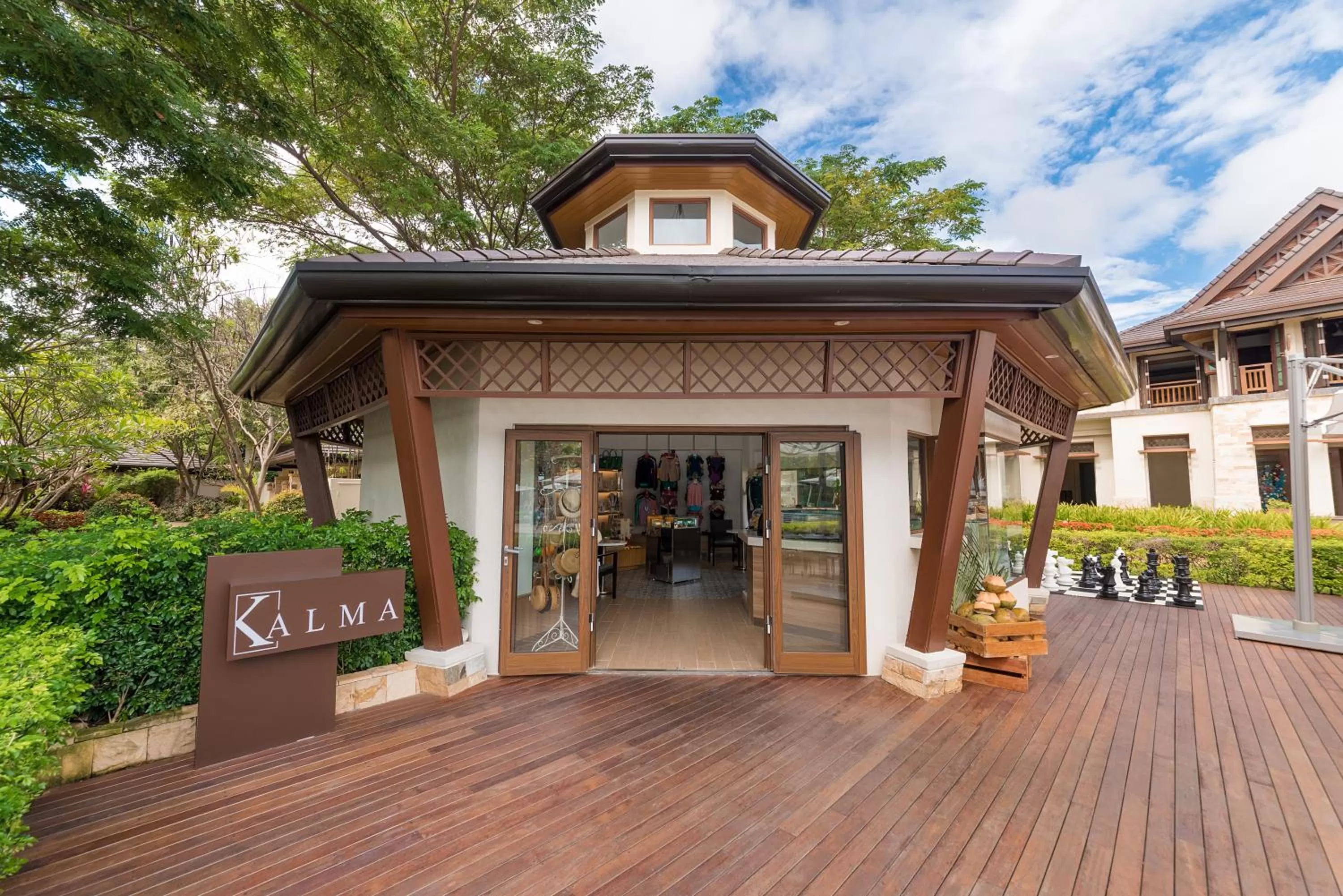 Area and facilities in Crimson Resort and Spa - Mactan Island, Cebu