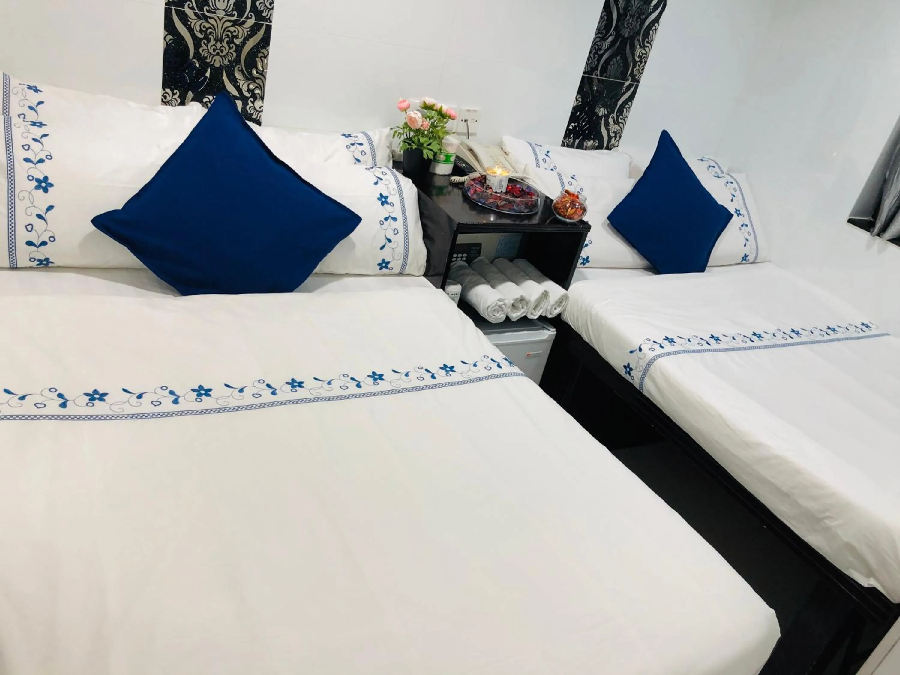 cot, Bed in Ashoka Hostel