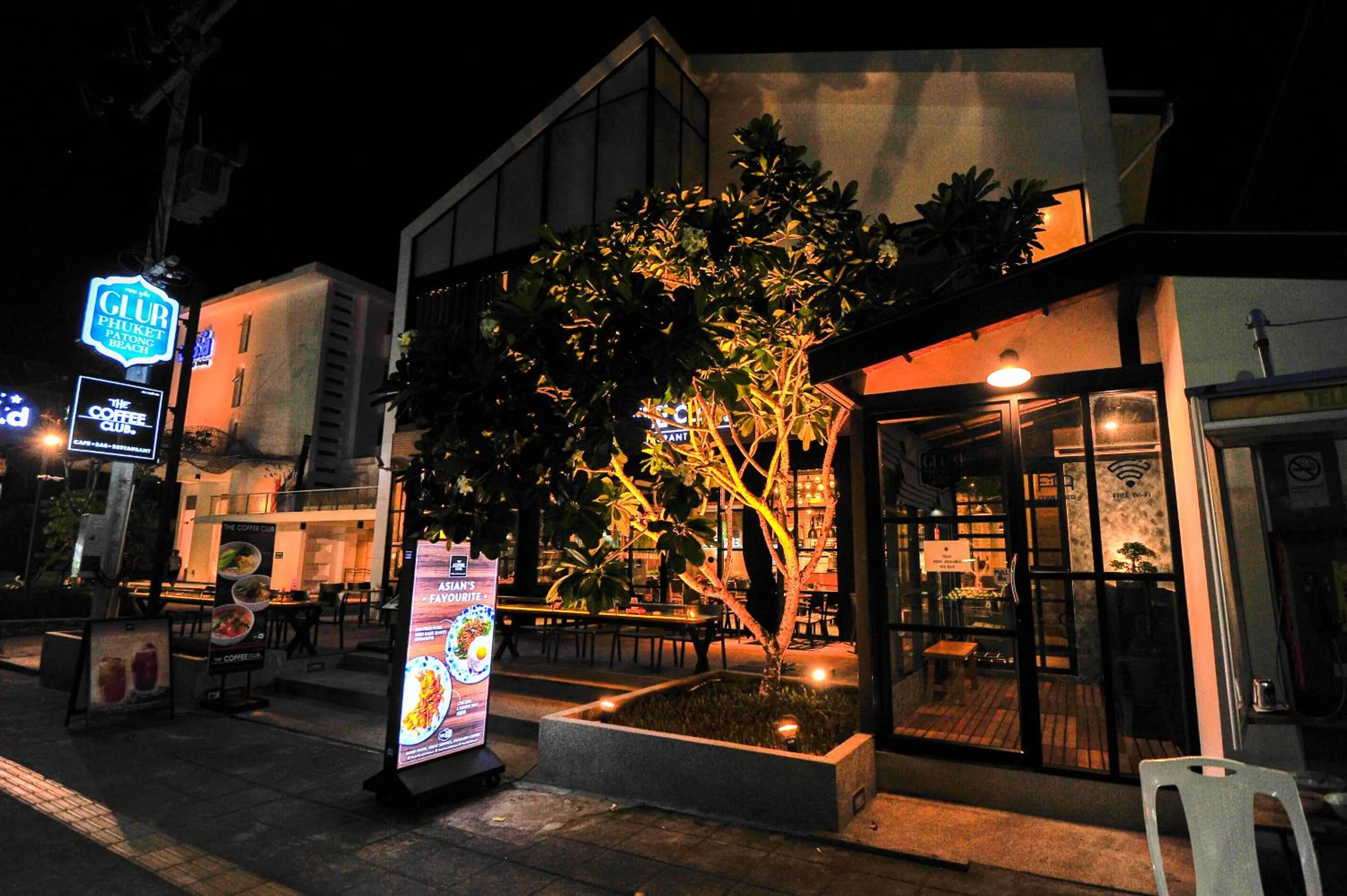 Facade/entrance in Glur Phuket Patong Beach