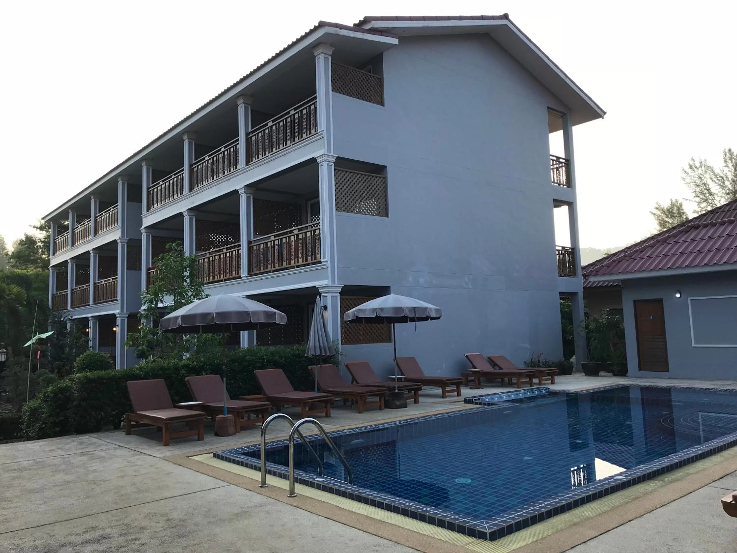 Property Building in Pratum Resort