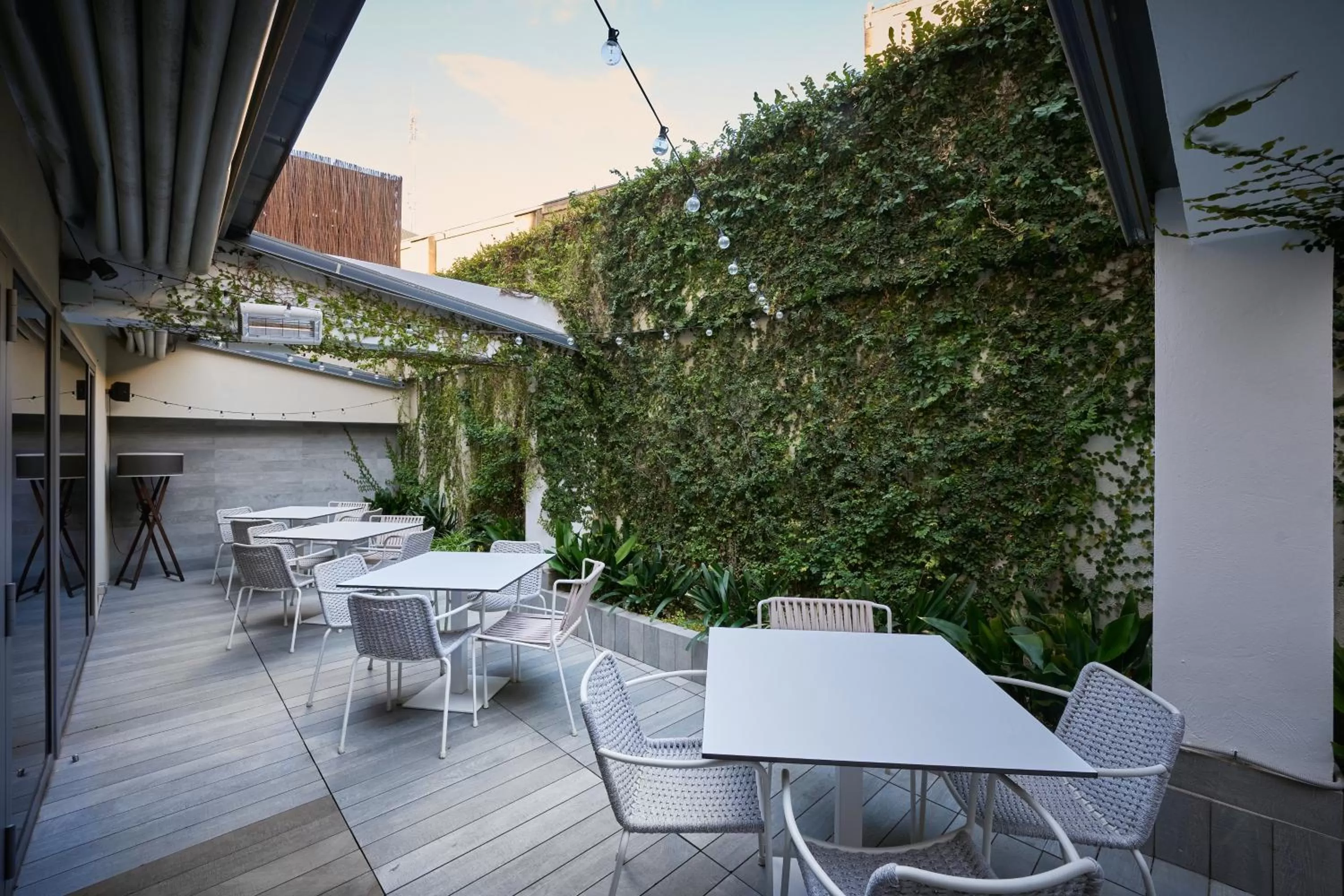 Balcony/Terrace in Catalonia Square 4* Sup